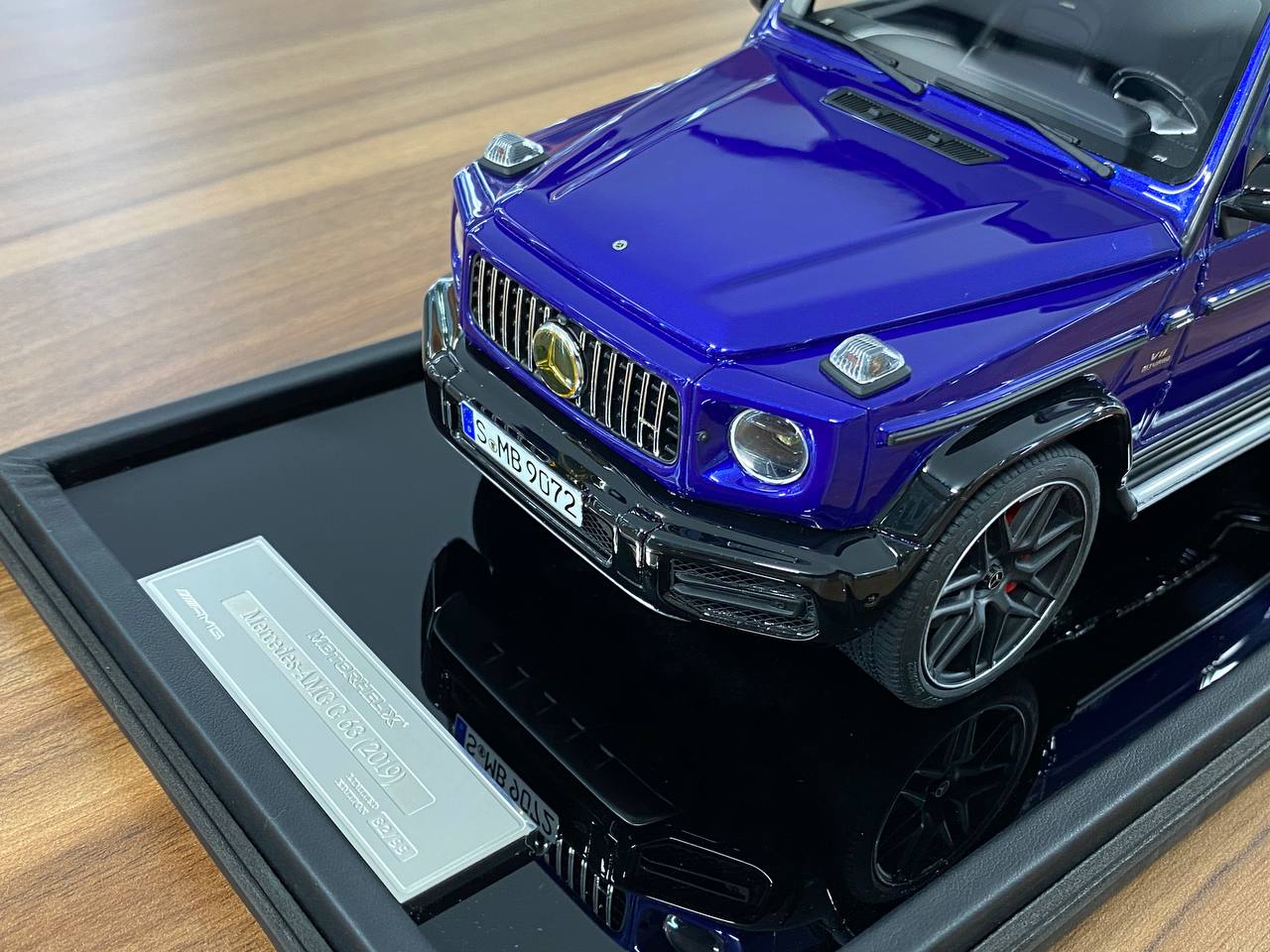 1/18 Resin Motor Helix Mercedes Benz AMG G63 2019 Metallic Blue Limited 99 pcs