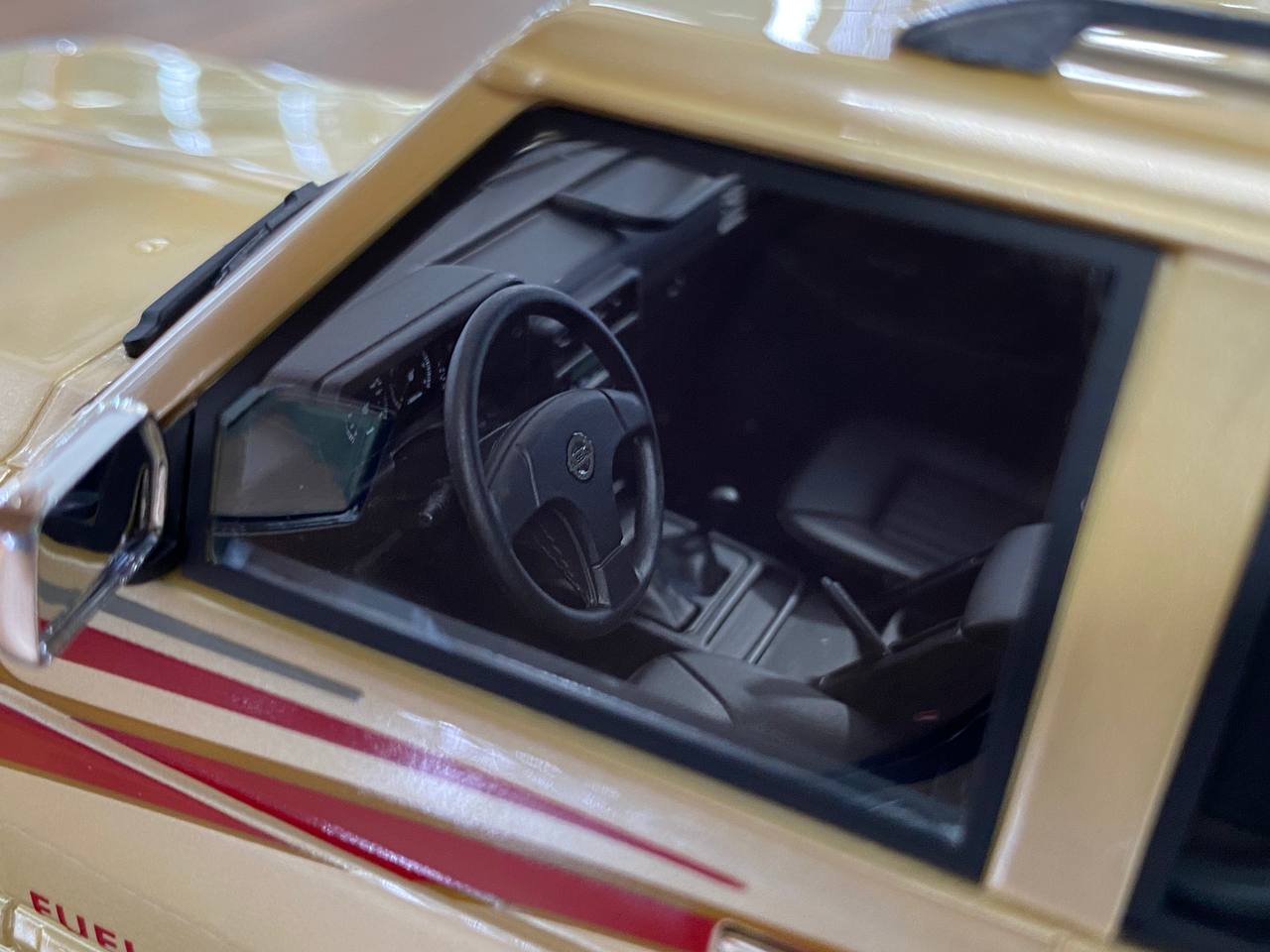 1/18 Diecast Nissan Patrol Super Safari Y60 Beige IVY Models Scale Model Car