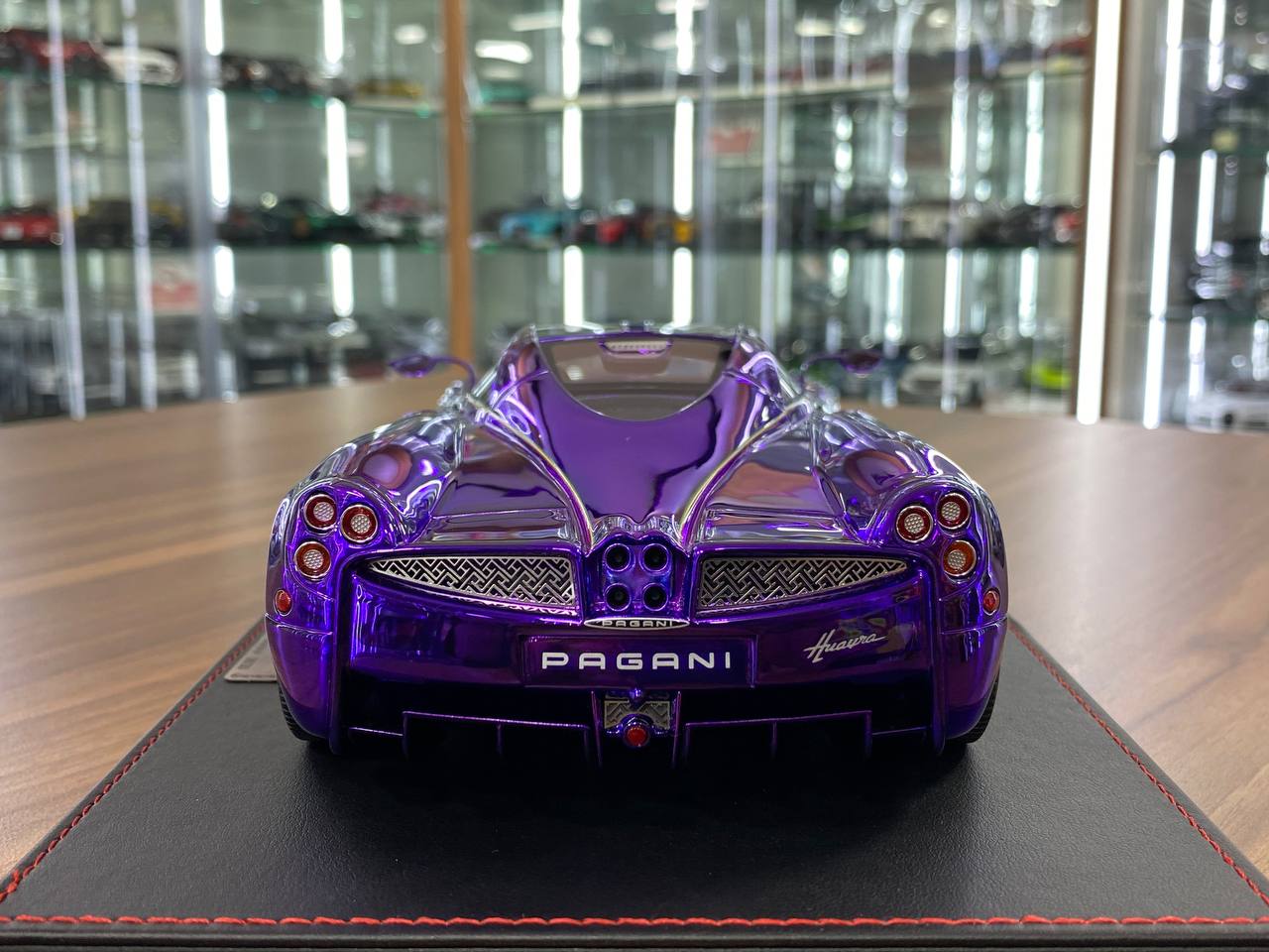 Two Eleven Models 1:18 Pagani Huayra – Purple Chrome (Limited Edition of 30)