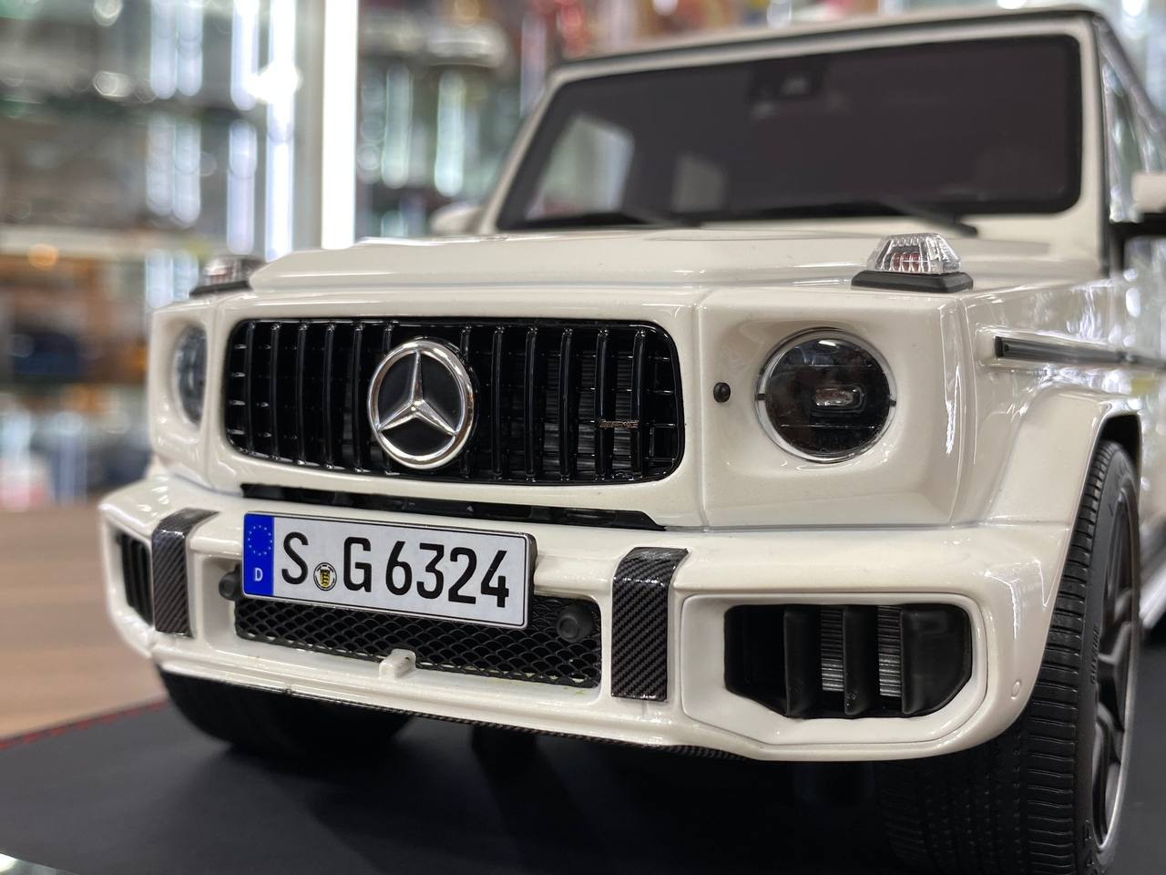 1/18 Resin BBA Models Mercedes Benz G 63 2025 White Limited 50 pcs