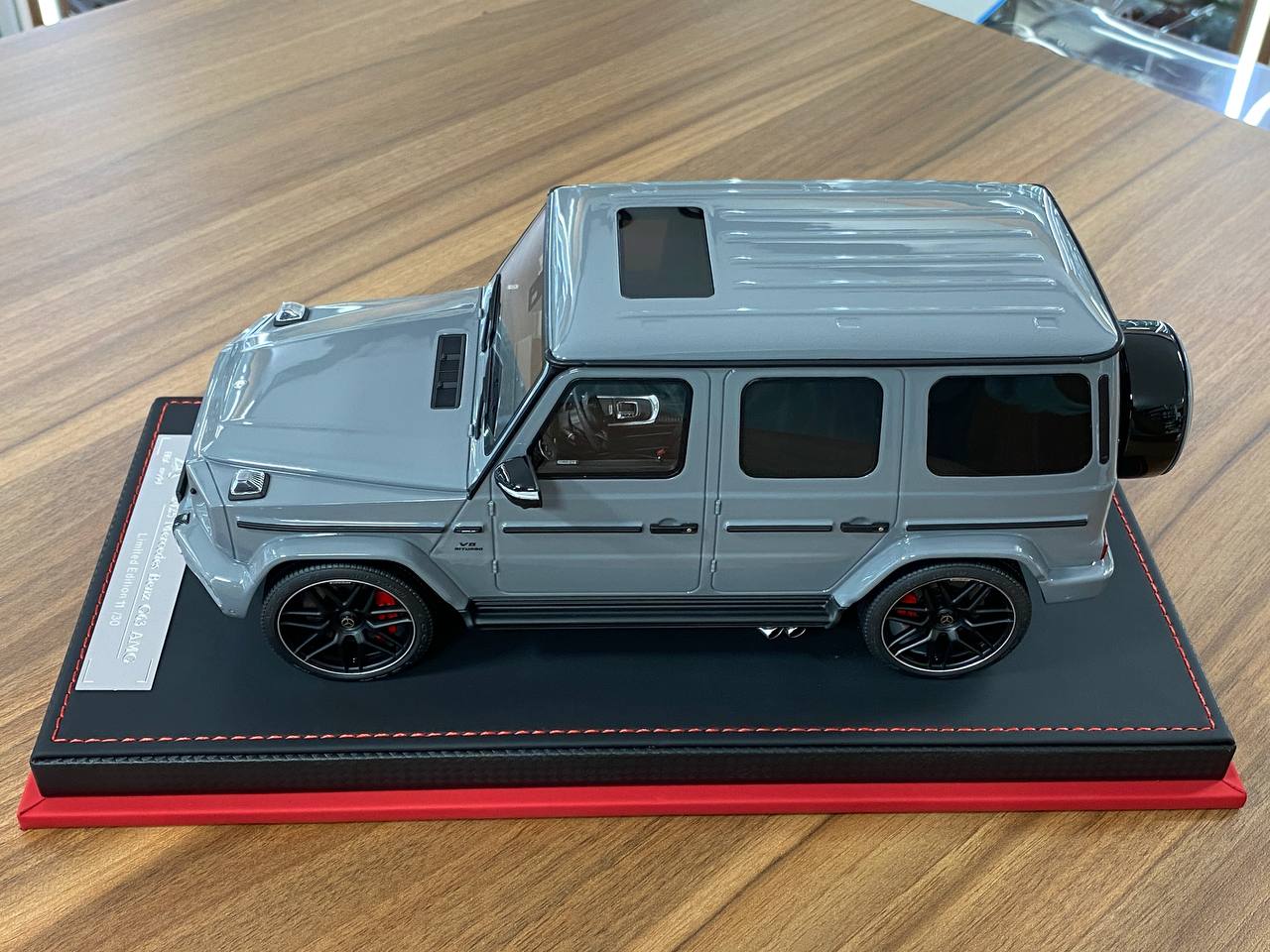 1/18 Resin BBA Models Mercedes Benz G 63 2025 Cement Grey Limited 30 pcs