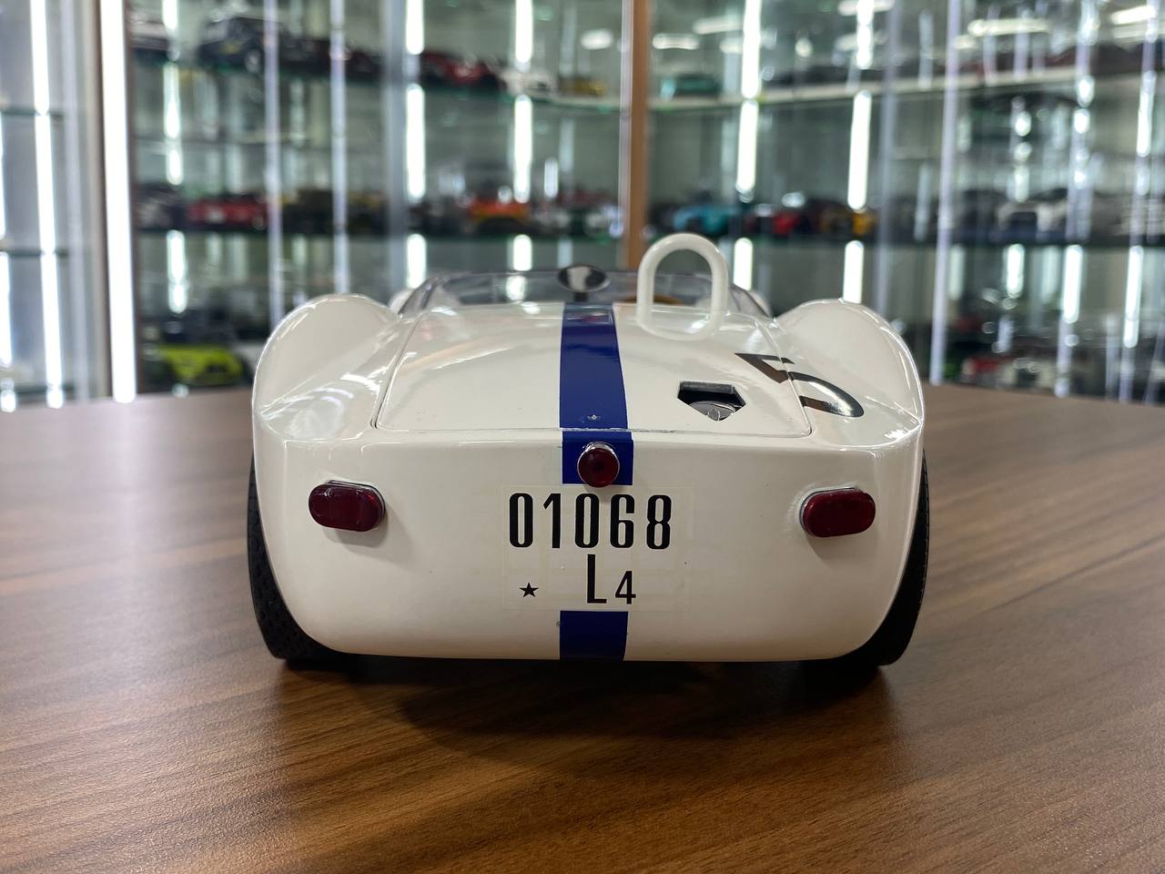 1/12 Diecast MINICHAMPS MASERATI - TIPO 61 (1960) #5 Limited Edition