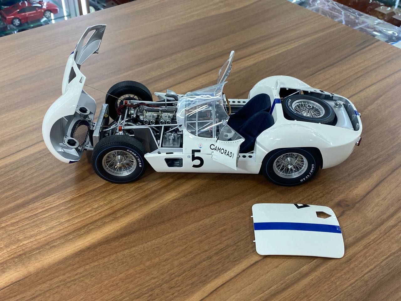 1/12 Diecast MINICHAMPS MASERATI - TIPO 61 (1960) #5 Limited Edition