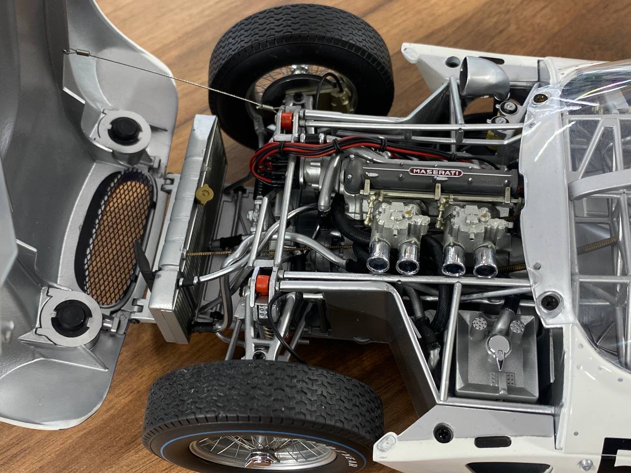 1/12 Diecast MINICHAMPS MASERATI - TIPO 61 (1960) #5 Limited Edition