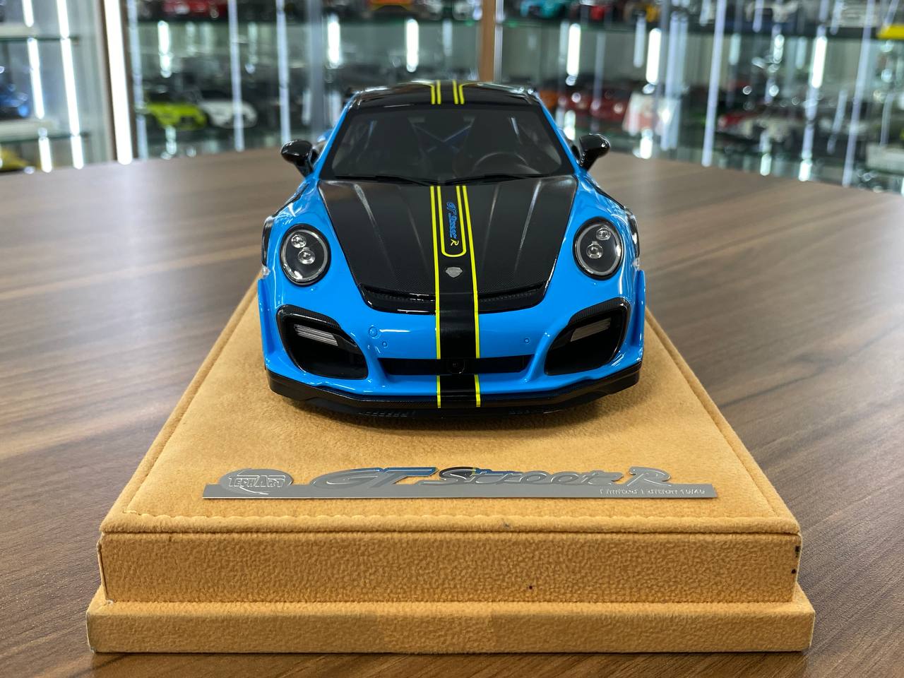 1:18 Resin Porsche GT Street R – Blue | TechArt (Limited Edition of 45 – Dubai Exclusive)
