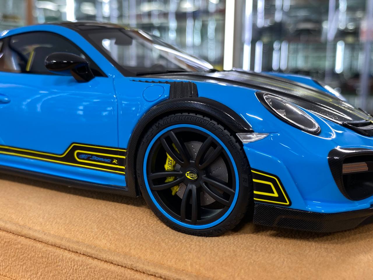 1:18 Resin Porsche GT Street R – Blue | TechArt (Limited Edition of 45 – Dubai Exclusive)
