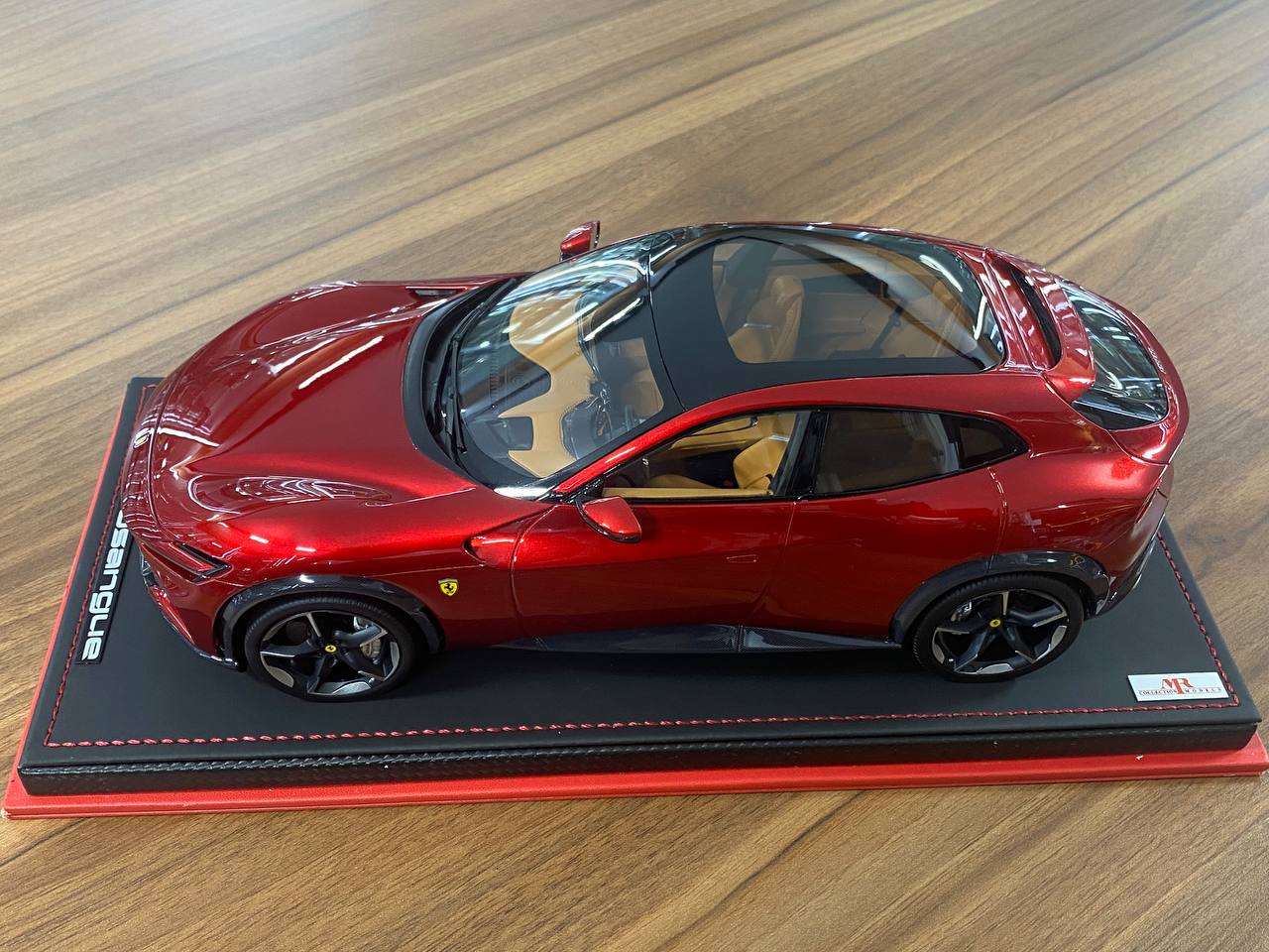 1/18 Resin Ferrari Purosangue Rosso Portofino MR Collection