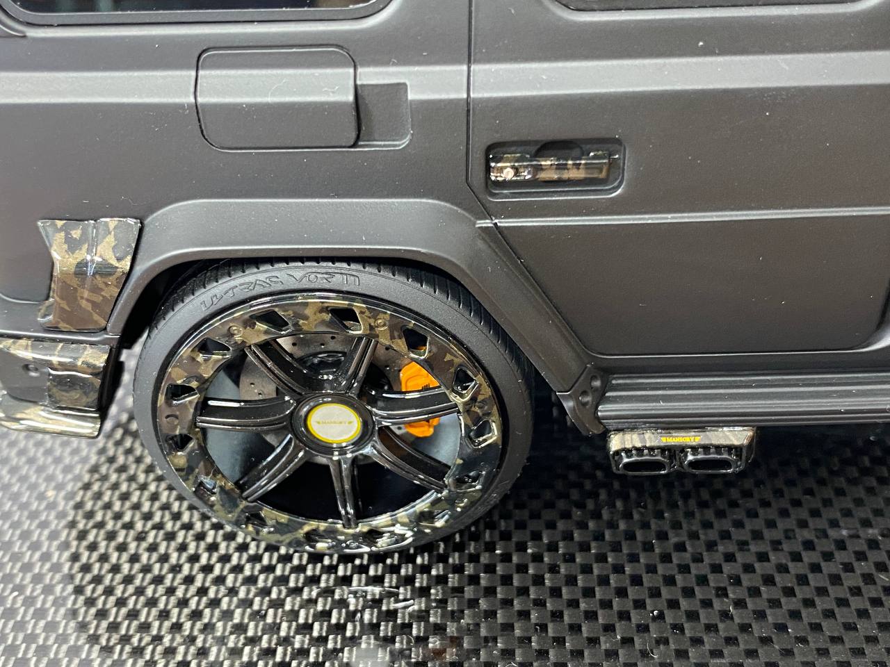 1/18 Resin Mercedes-Benz G63 MANSORY Matt Black Motorhelix