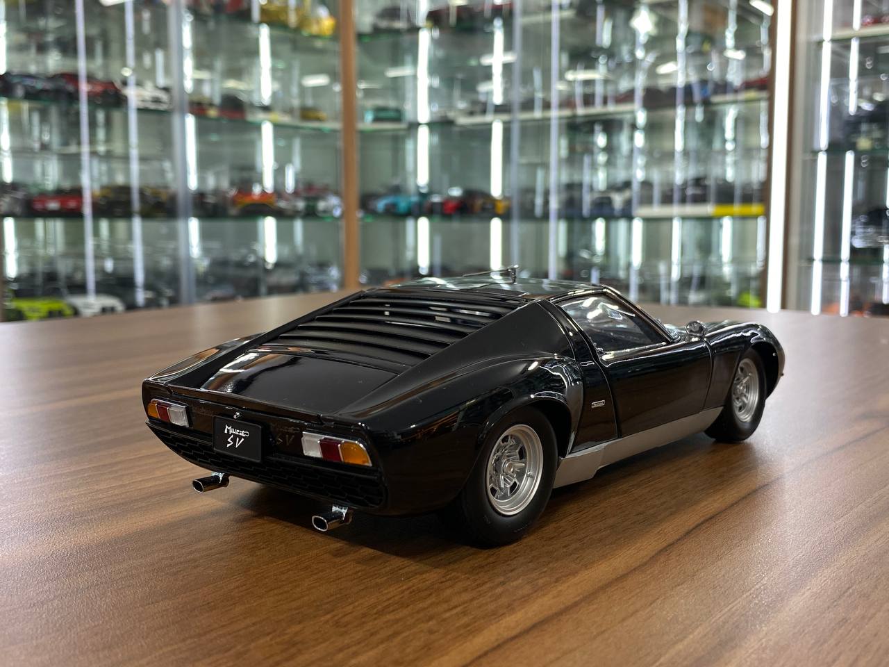 1/18 Diecast Full opening Kyosho Lamborghini MIURA P400 SV Black