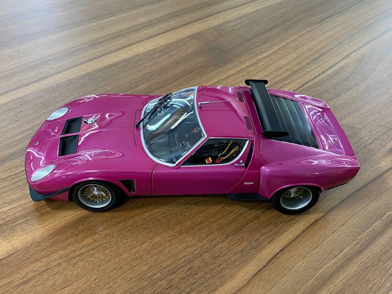 1/18 Diecast Full opening Kyosho Lamborghini JOTA SVR Pink