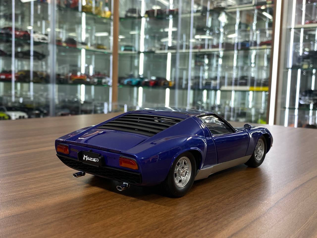 1/18 Diecast KYOSHO Lamborghini MIURA P400 Blue Metallic