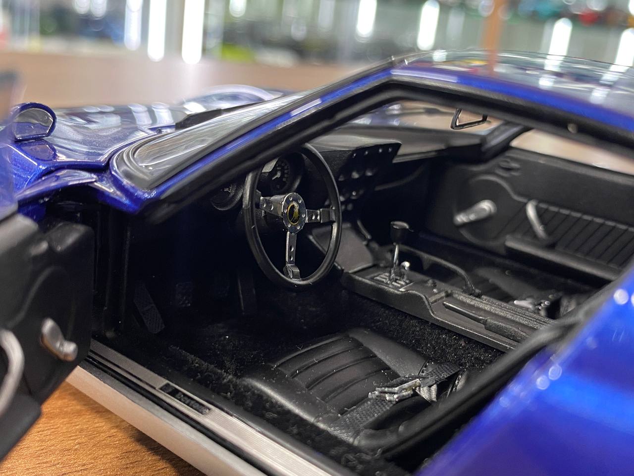 1/18 Diecast KYOSHO Lamborghini MIURA P400 Blue Metallic