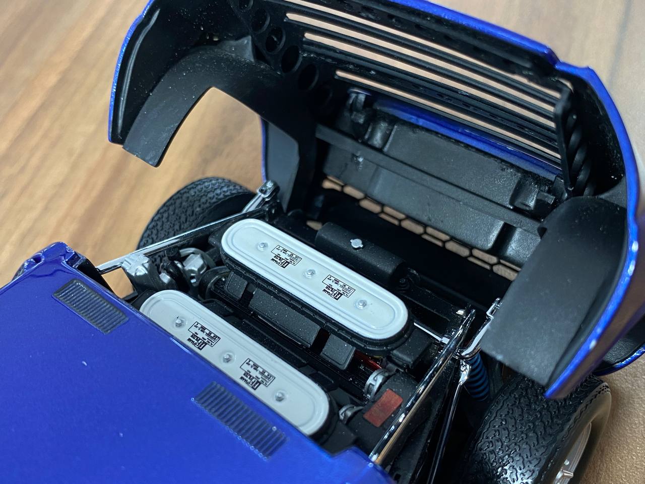 1/18 Diecast KYOSHO Lamborghini MIURA P400 Blue Metallic