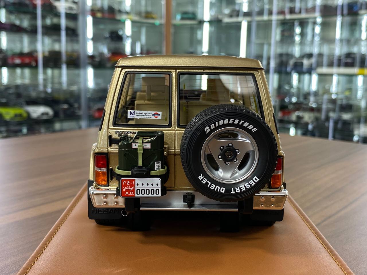 1/18 resin Nissan PATROL Y60 1994  Light Gold by Old School Models - Limited 70 pcs