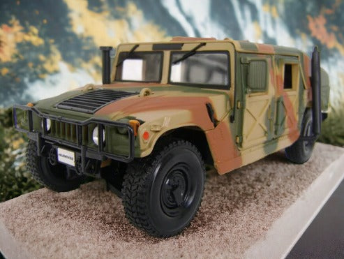 1/18 Diecast Hummer Humvee Military Scale Model car by Maisto