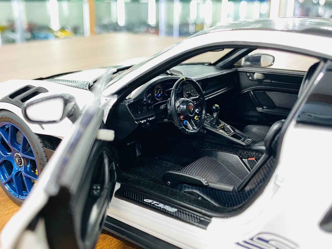 1/18 Diecast - Norev Porsche 911 (992) GT3 RS Weissach Package (2022)