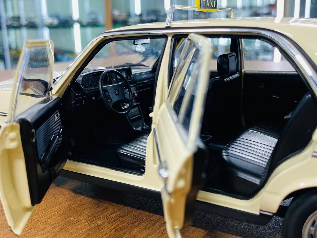 1/18 Metal Diecast Norev Dealer Edition Mercedes-Benz 200 E (W123) 1980 Taxi - Ivory, Limited Edition