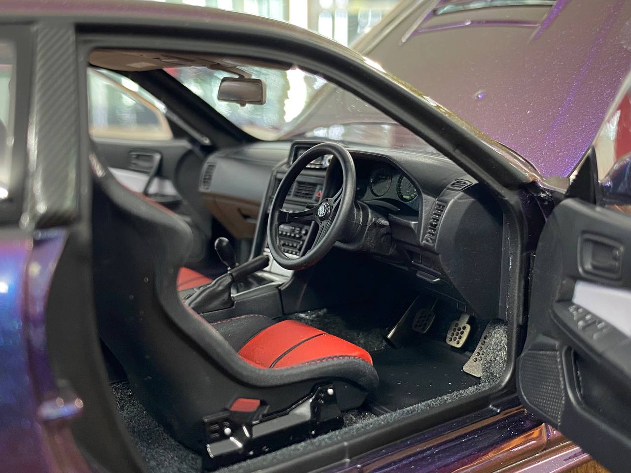 1/18 Metal Diecast Full Opening – MotorHelix Nissan Skyline GT-R R34 Nismo CRS