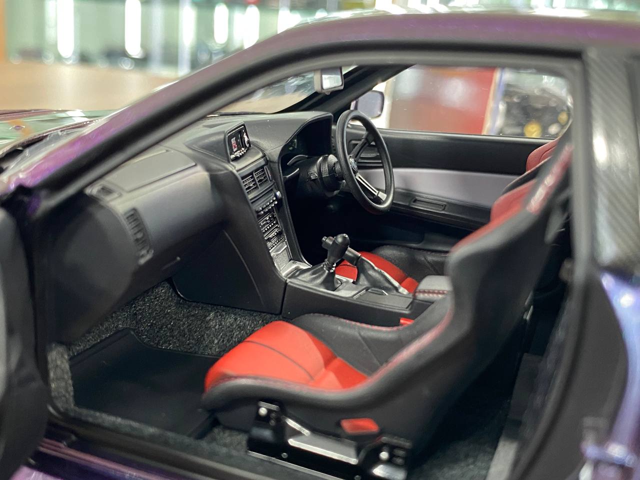 1/18 Metal Diecast Full Opening – MotorHelix Nissan Skyline GT-R R34 Nismo CRS