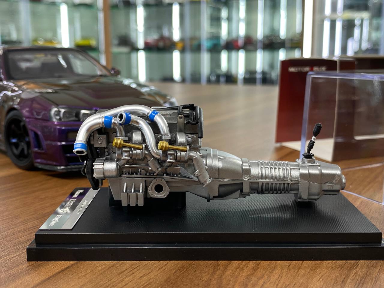 1/18 Metal Diecast Full Opening – MotorHelix Nissan Skyline GT-R R34 Nismo CRS