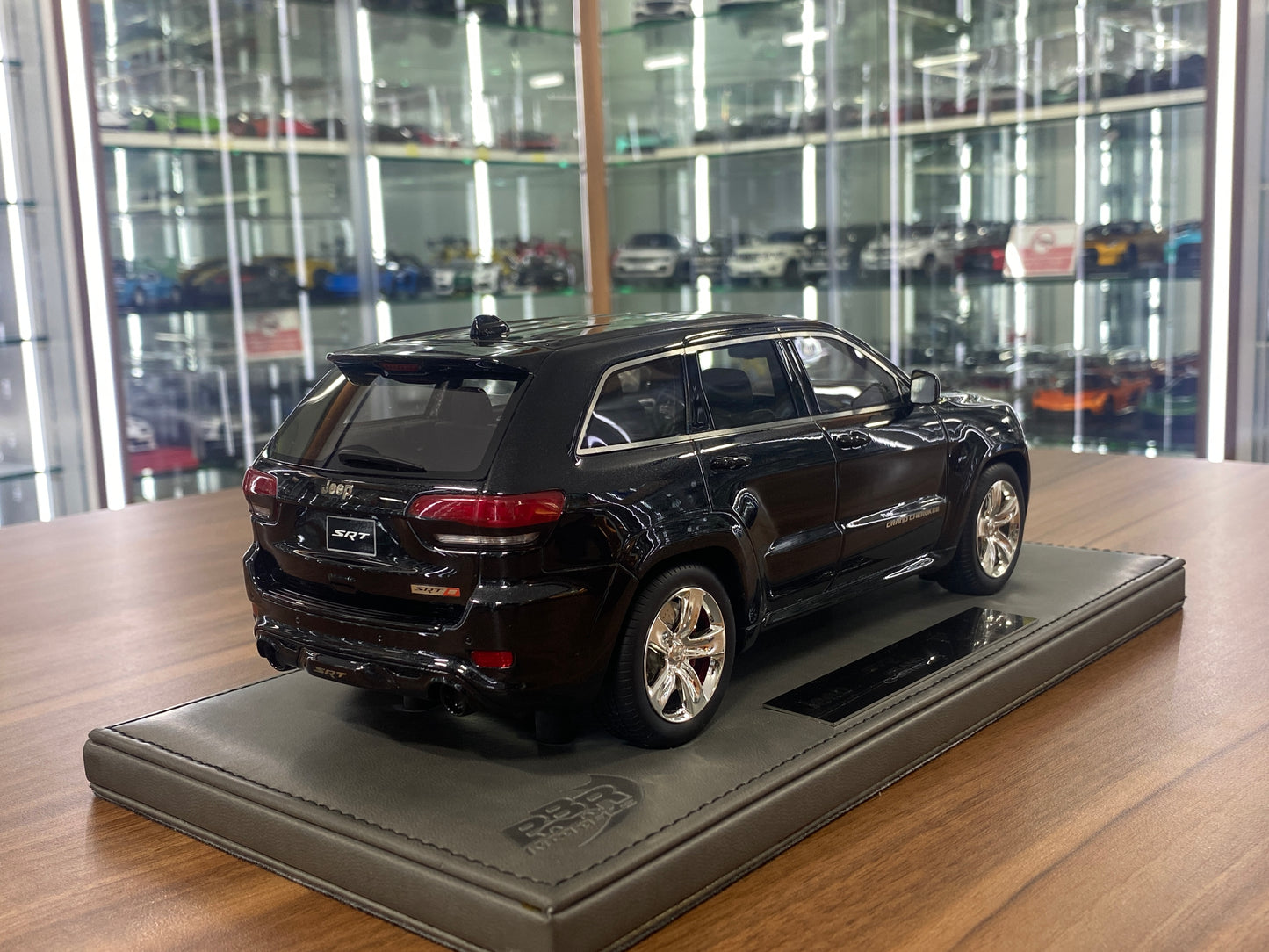 1/18 Resin Jeep SRT Grand Cherokee TOP Marques & BBR | Black