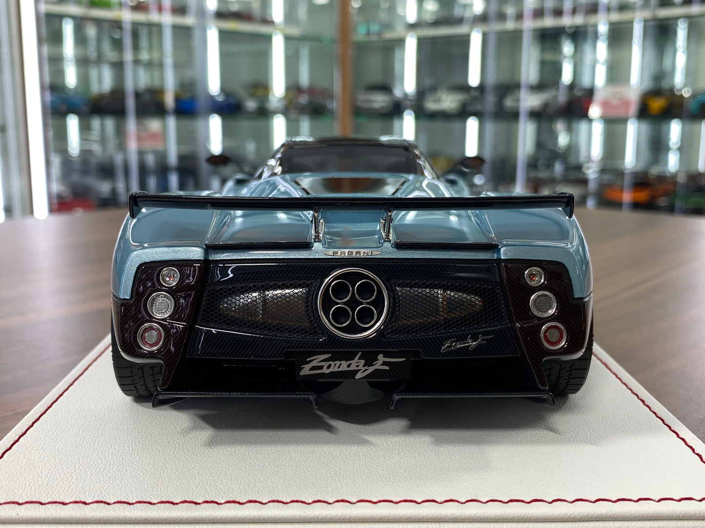 1/18 Resin Davis & Giovanni Model Pagani Zonda F Azzurro Thetys Limited to 8 pcs.