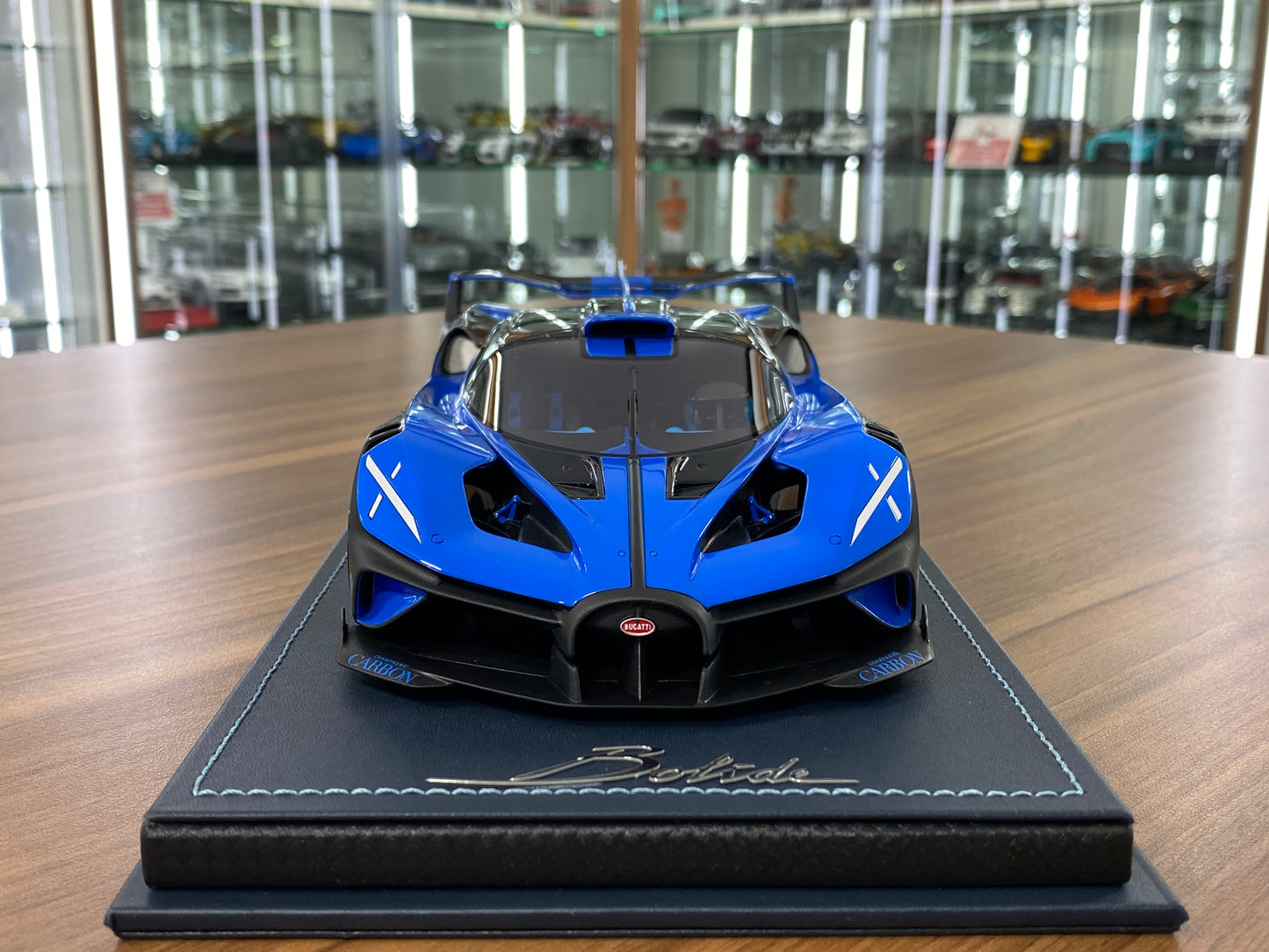 1/18 Resin MR Collection - Bugatti Bolide in Striking Blue Model Car