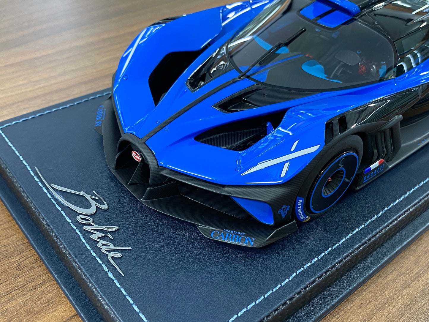 1/18 Resin MR Collection - Bugatti Bolide in Striking Blue Model Car