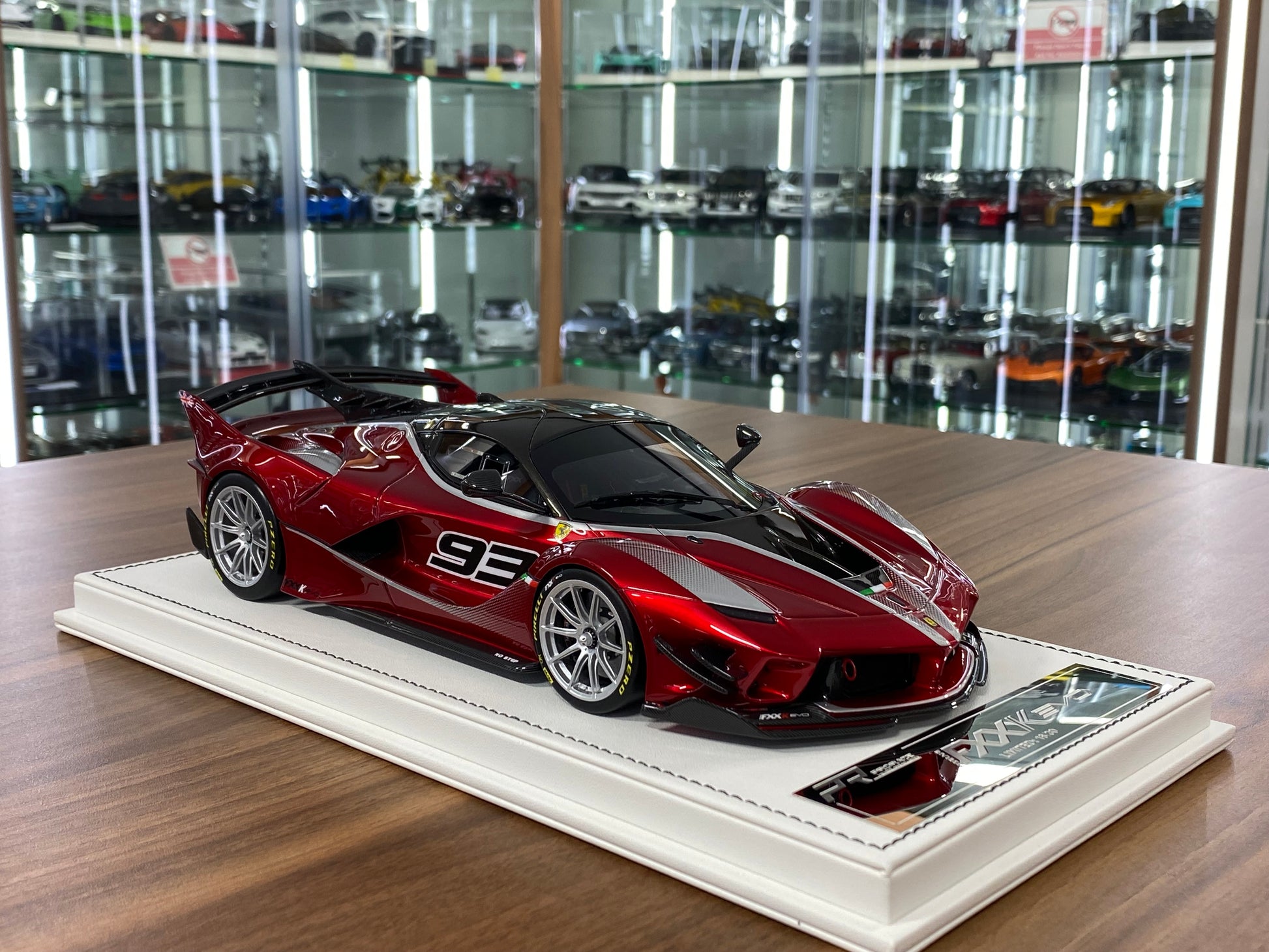 1/18 ProRaze Ferrari FXXK EVO No.93 Candy Red resin limited edition 30 pcs