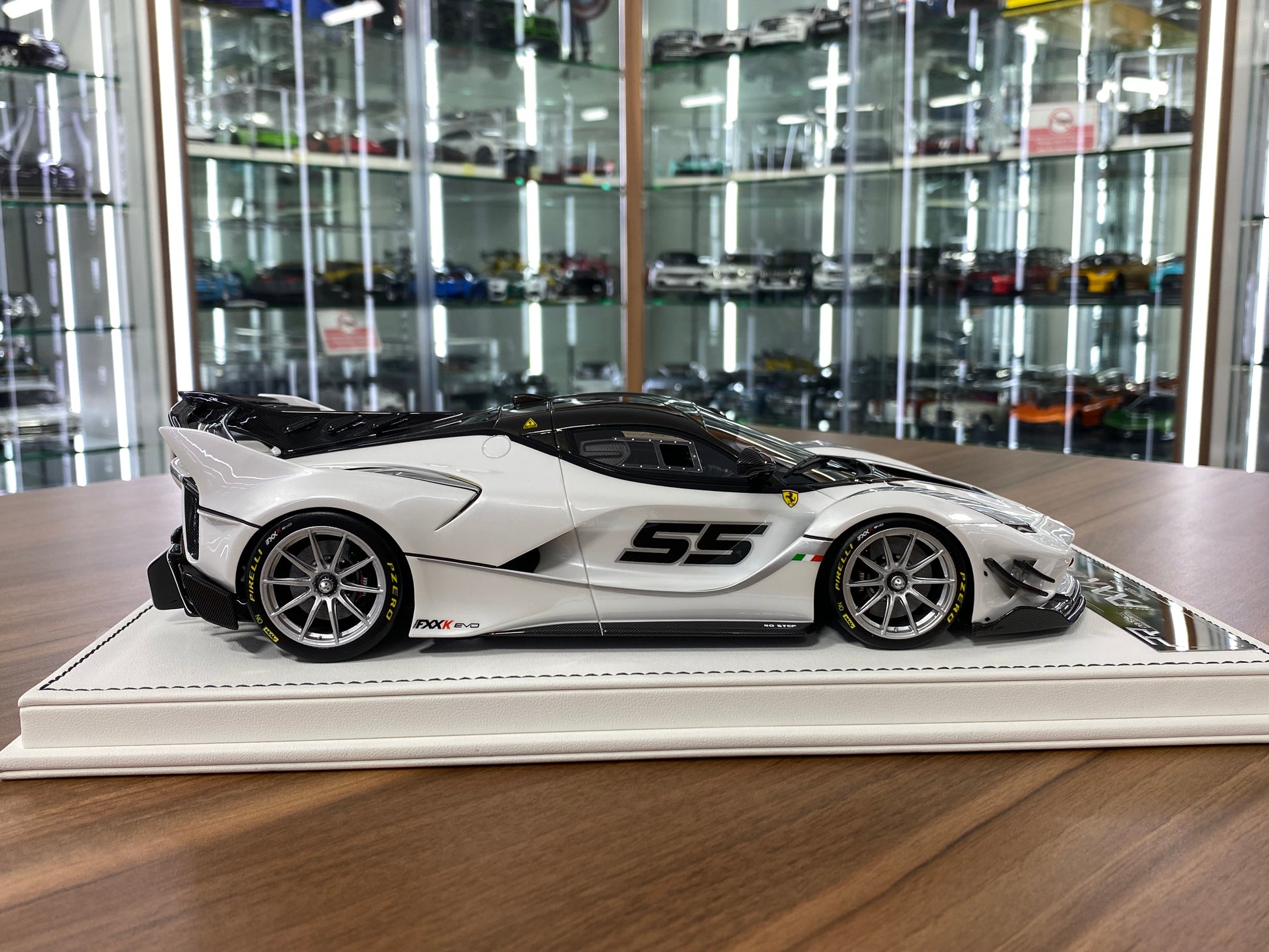 ProRaze 1/18 Ferrari FXXK EVO No.55 Pearl White resin model limited 30