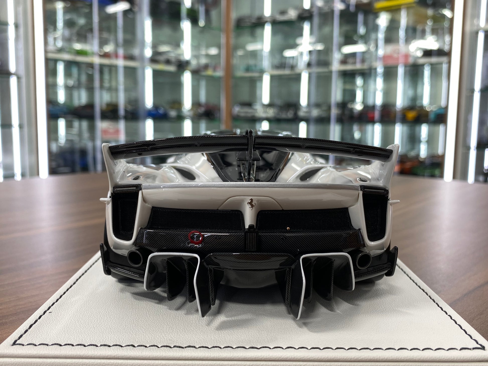 1/18 resin Ferrari FXXK EVO No.55 Pearl White ProRaze collectible car