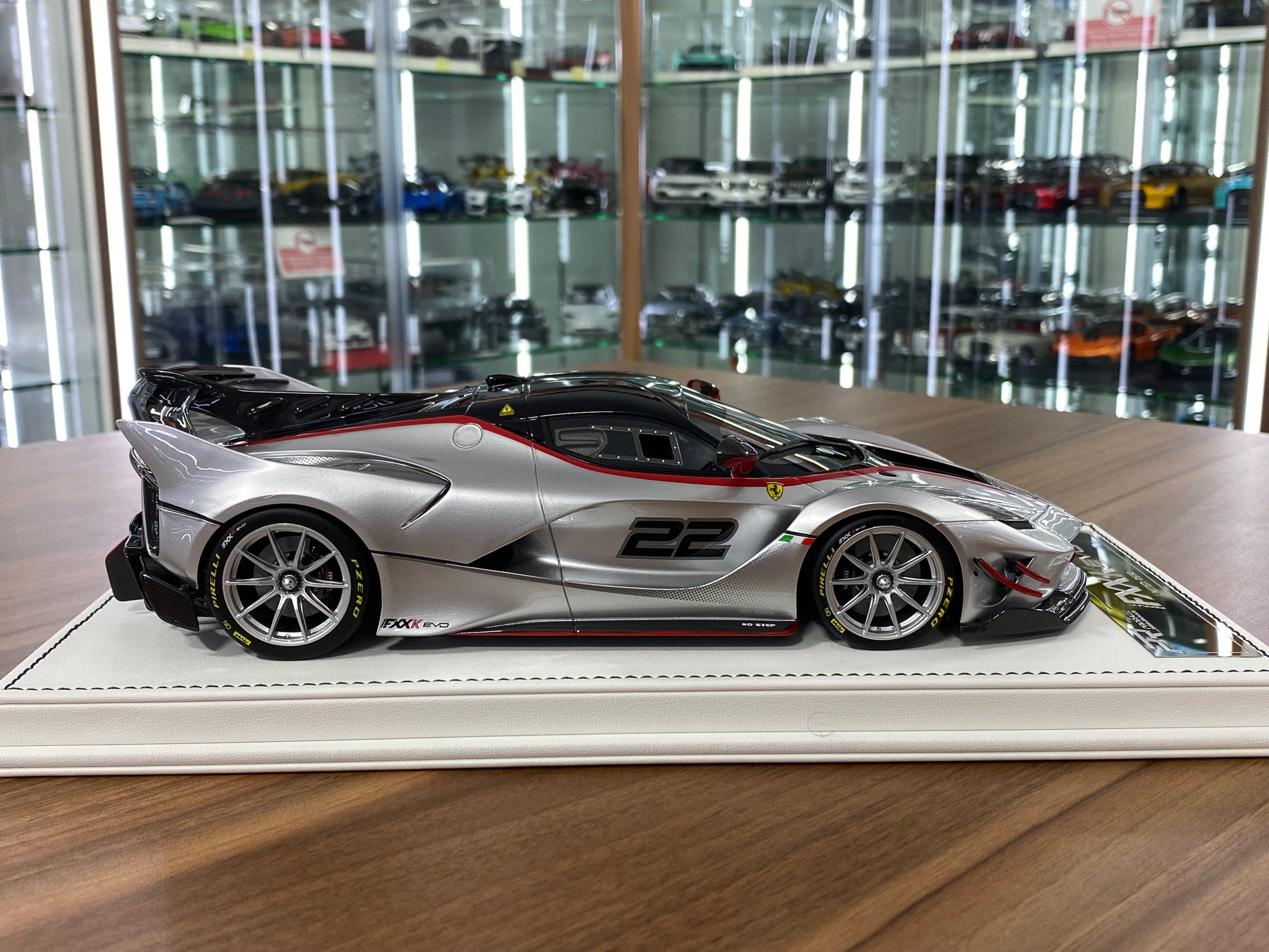 ProRaze 1/18 Ferrari FXXK EVO No.22 Silver resin model limited 30