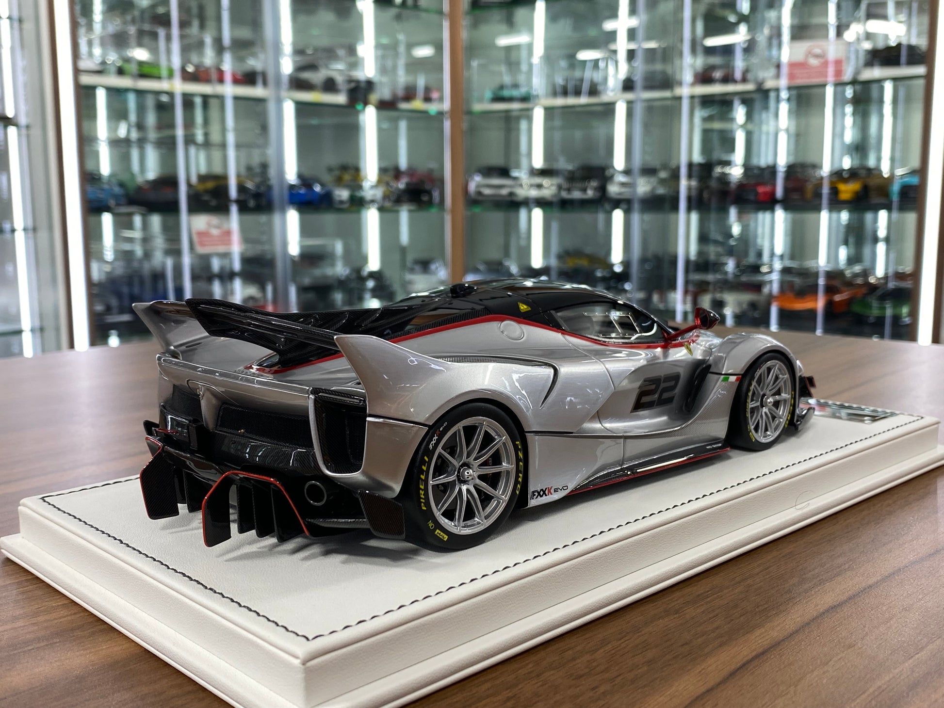 Limited edition 30 Ferrari FXXK EVO No.22 Silver 1/18 resin ProRaze