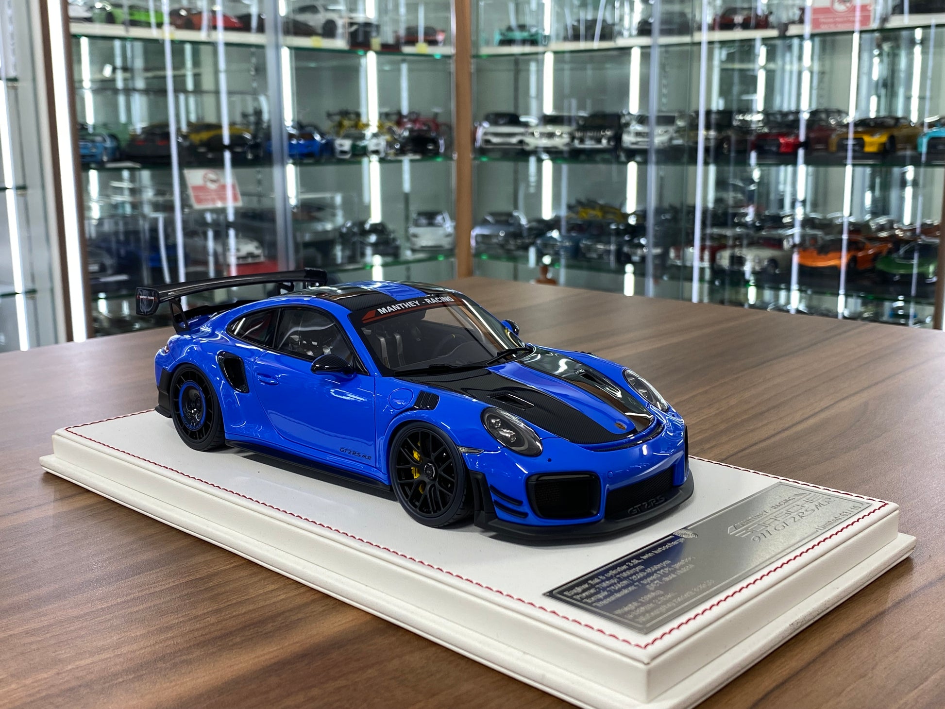 1/18 Davis & Giovanni Porsche 911 GT2 RS MR Riviera Blue | Resin | Limited 10 pcs