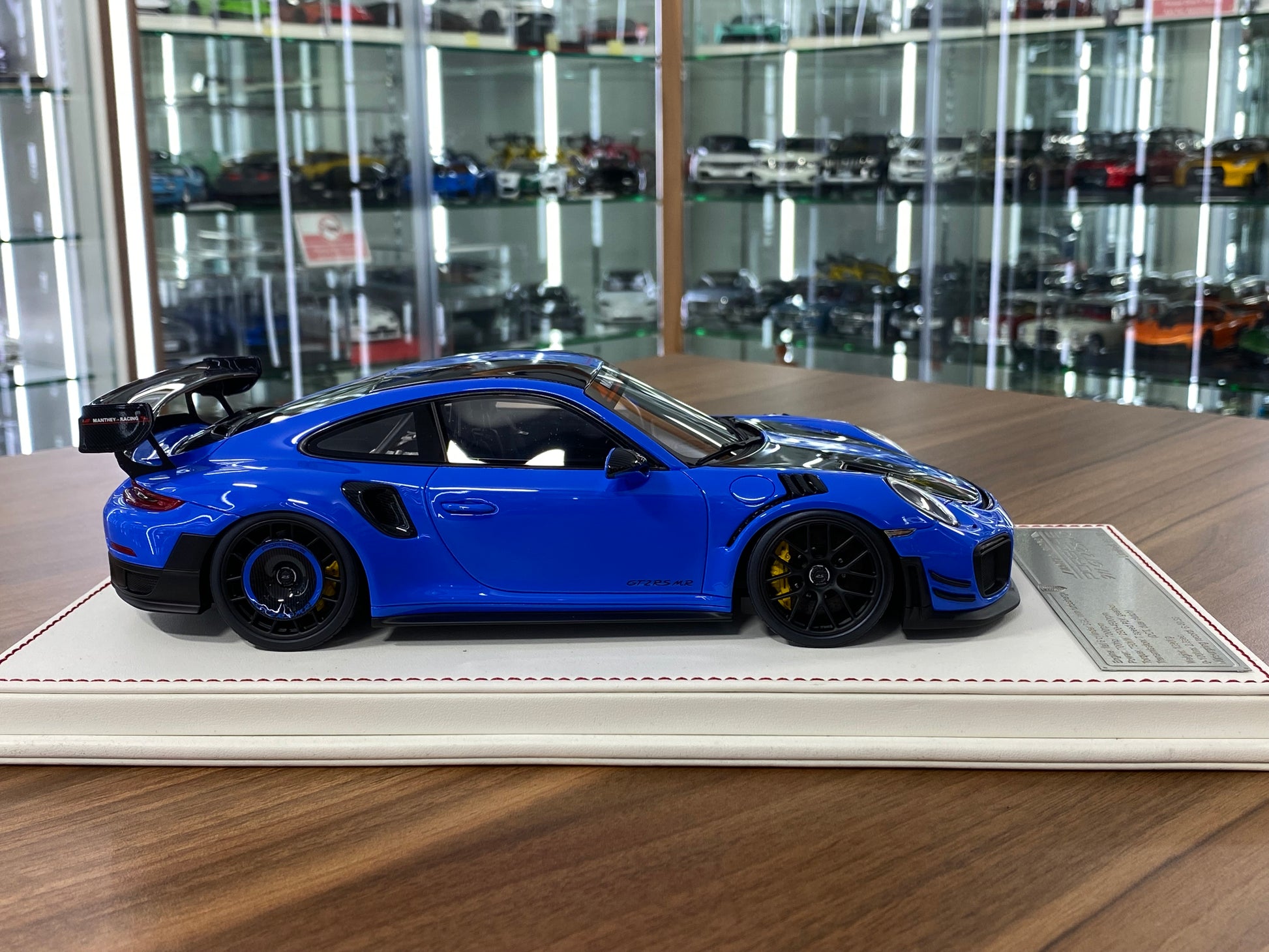 1/18 Davis & Giovanni Porsche 911 GT2 RS MR Riviera Blue | Resin | Limited 10 pcs