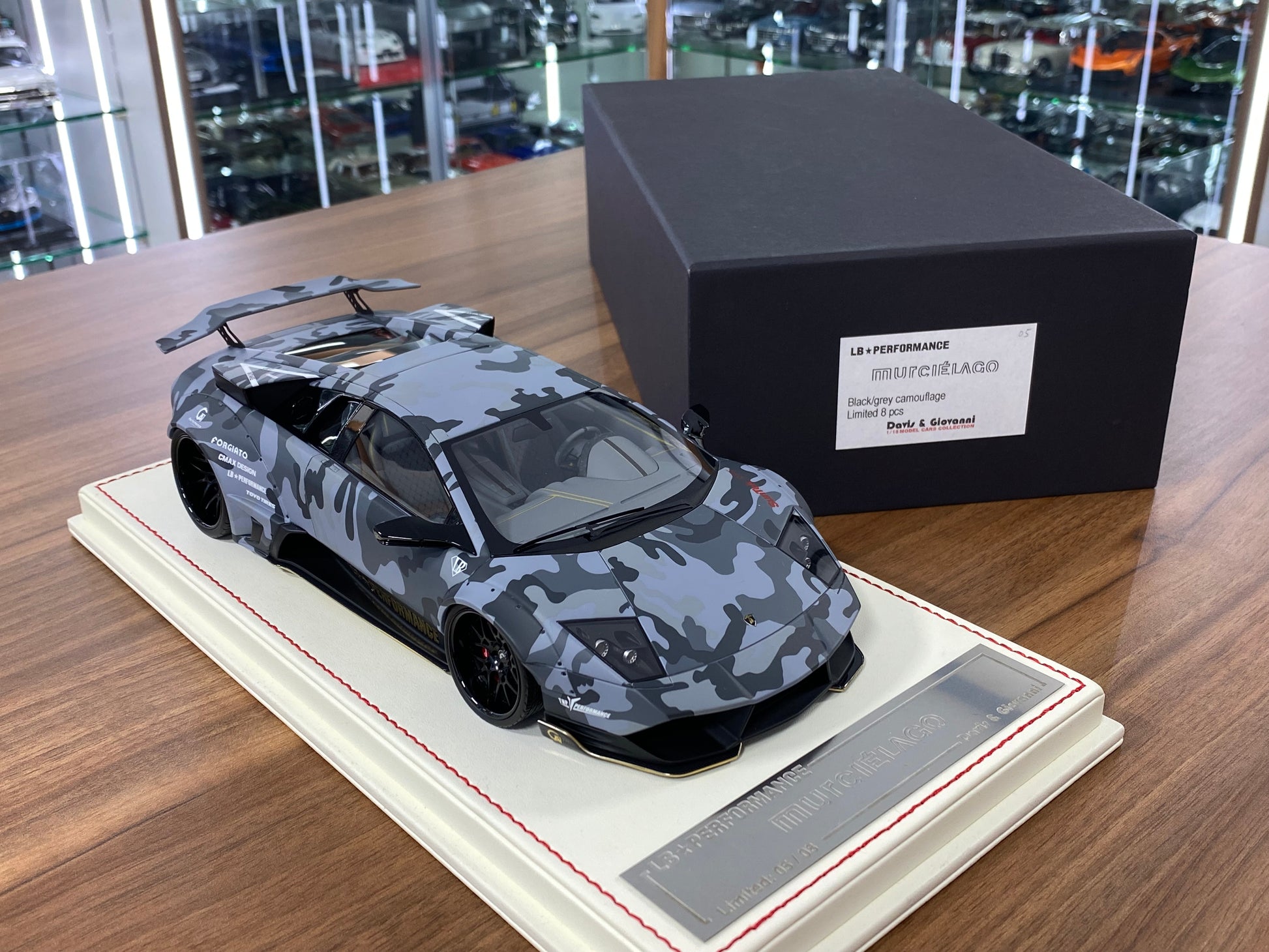 1/18 Davis & Giovanni Lamborghini MURCIÉLAGO Black/Grey Camouflage | Resin | Limited 8 Pcs