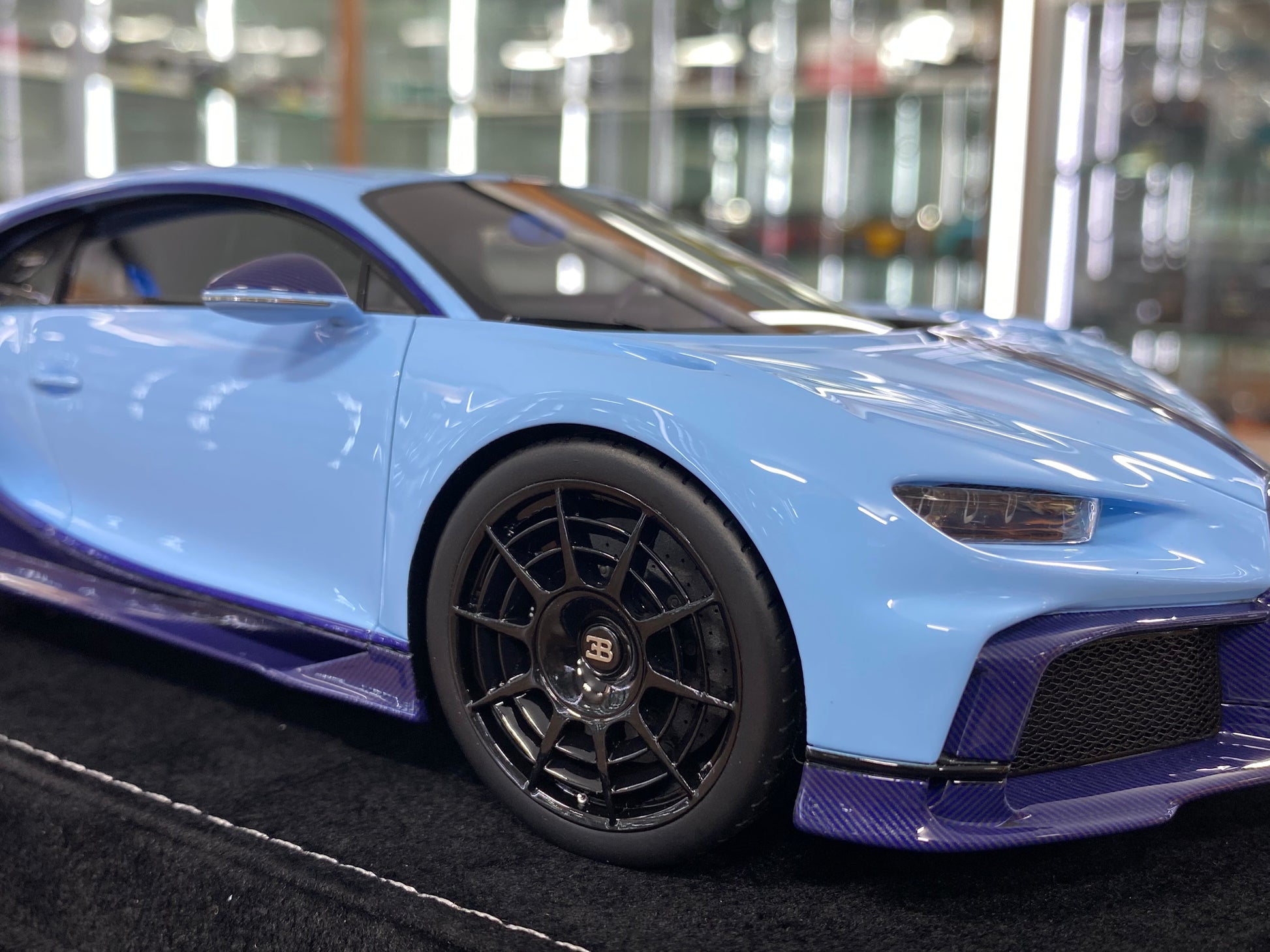 1/18 HH Bugatti Chiron Pur Sport – Azzurro La Plata blue – Limited Edition of 30