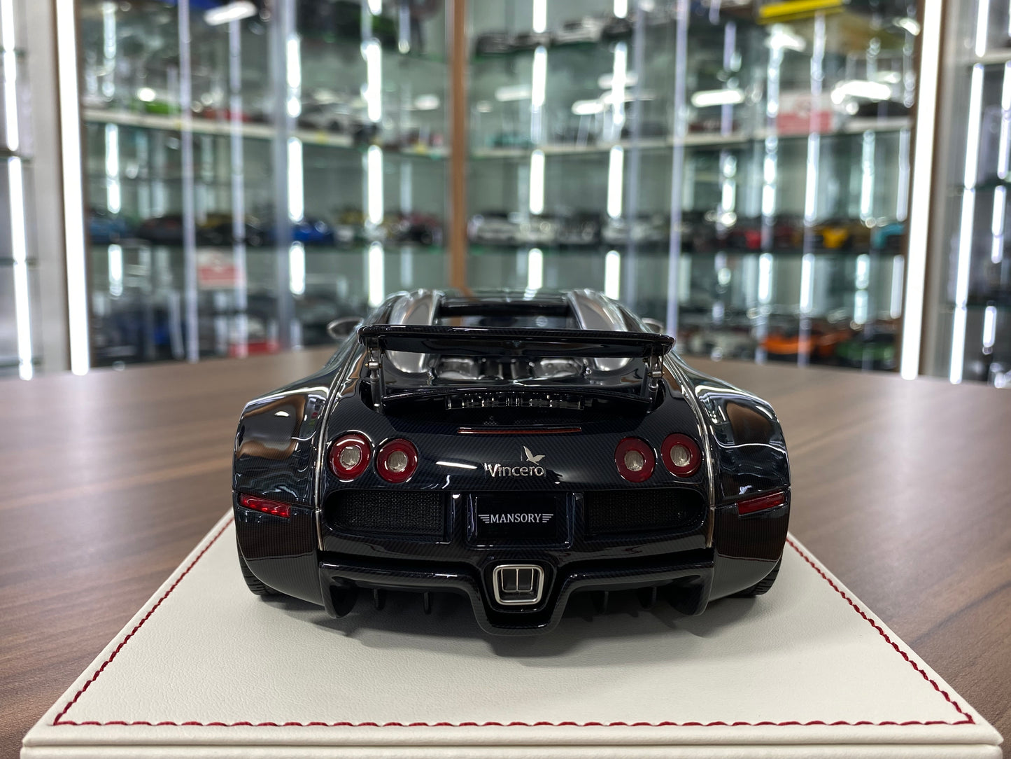 1/18 Davis & Giovanni Bugatti Vincero Mansory Chrome Silver | Resin | Limited 30 pcs
