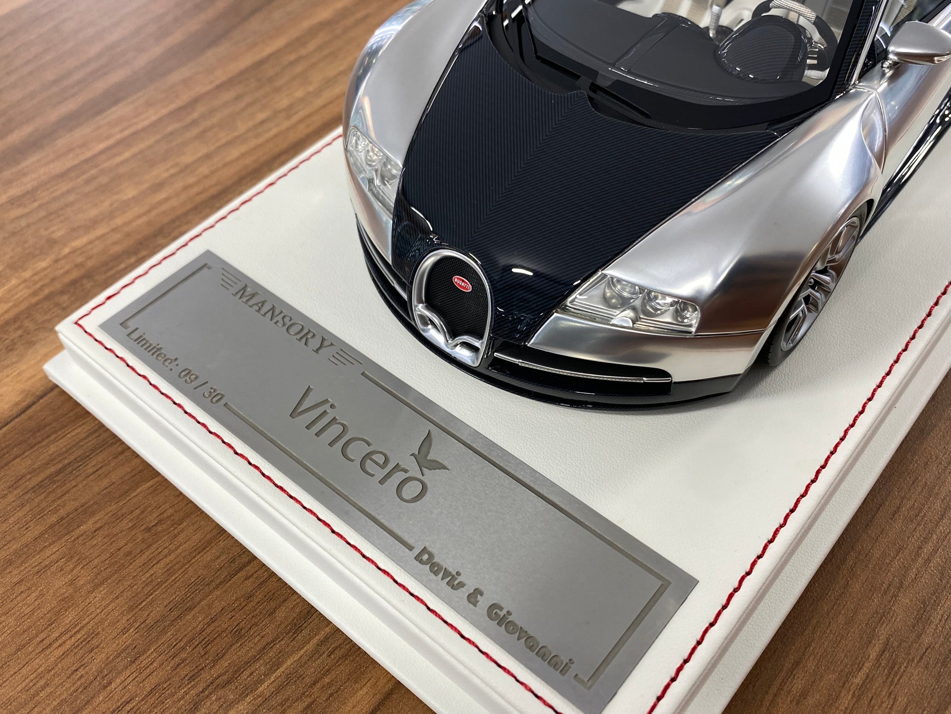 1/18 Davis & Giovanni Bugatti Vincero Mansory Chrome Silver | Resin | Limited 30 pcs