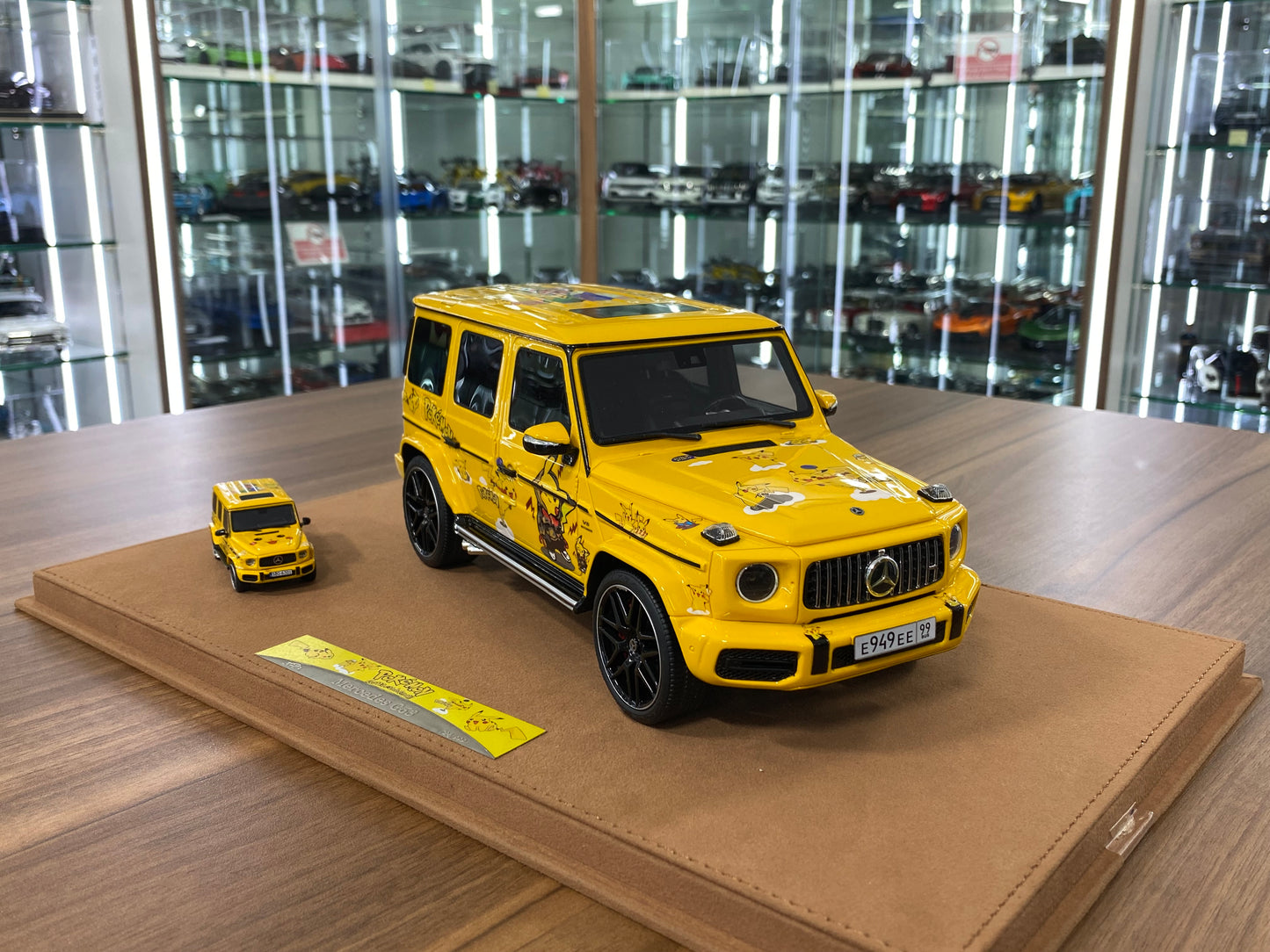 1/18 Mercedes Benz AMG G63 Pokemon VIP Model resin collectible car