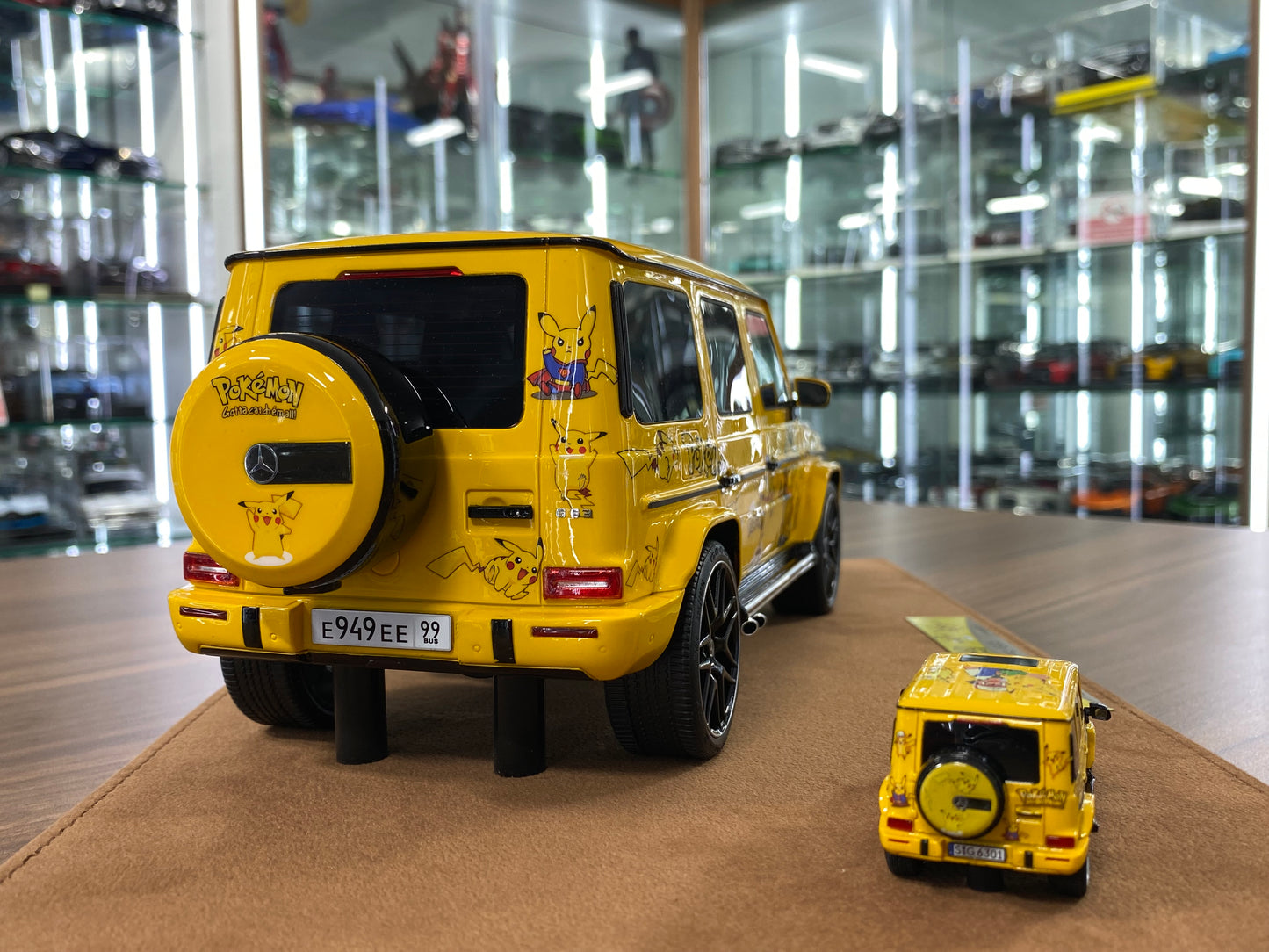 Rare 1/18 resin Mercedes Benz AMG G63 Pokemon VIP Model collectible