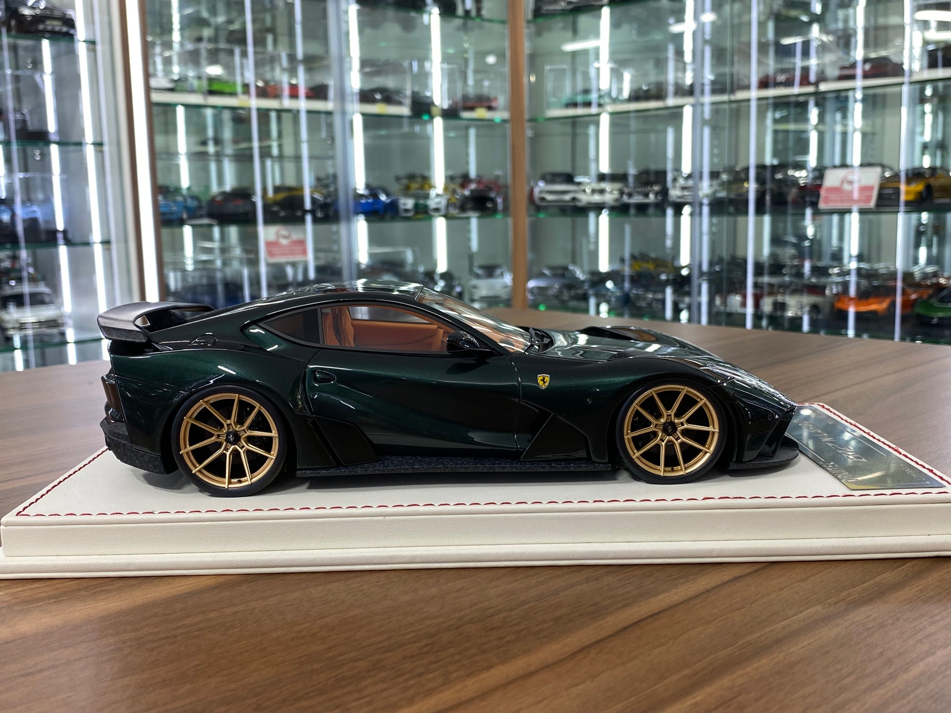 1/18 Resin – Ferrari 812 N-Largo Novitec | Davis & Giovanni |Metallic green | Limited 15 pcs