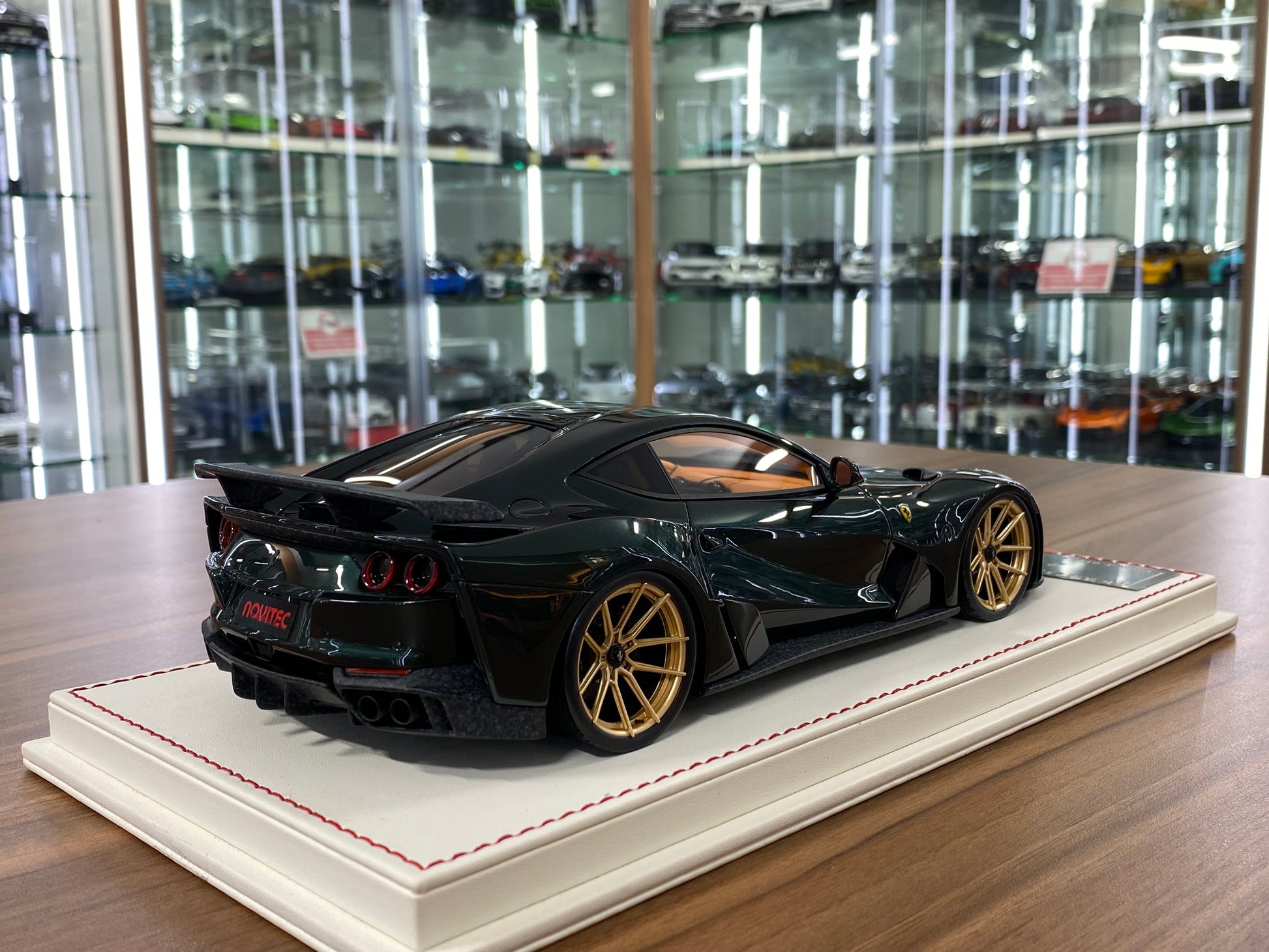 1/18 Resin – Ferrari 812 N-Largo Novitec | Davis & Giovanni |Metallic green | Limited 15 pcs