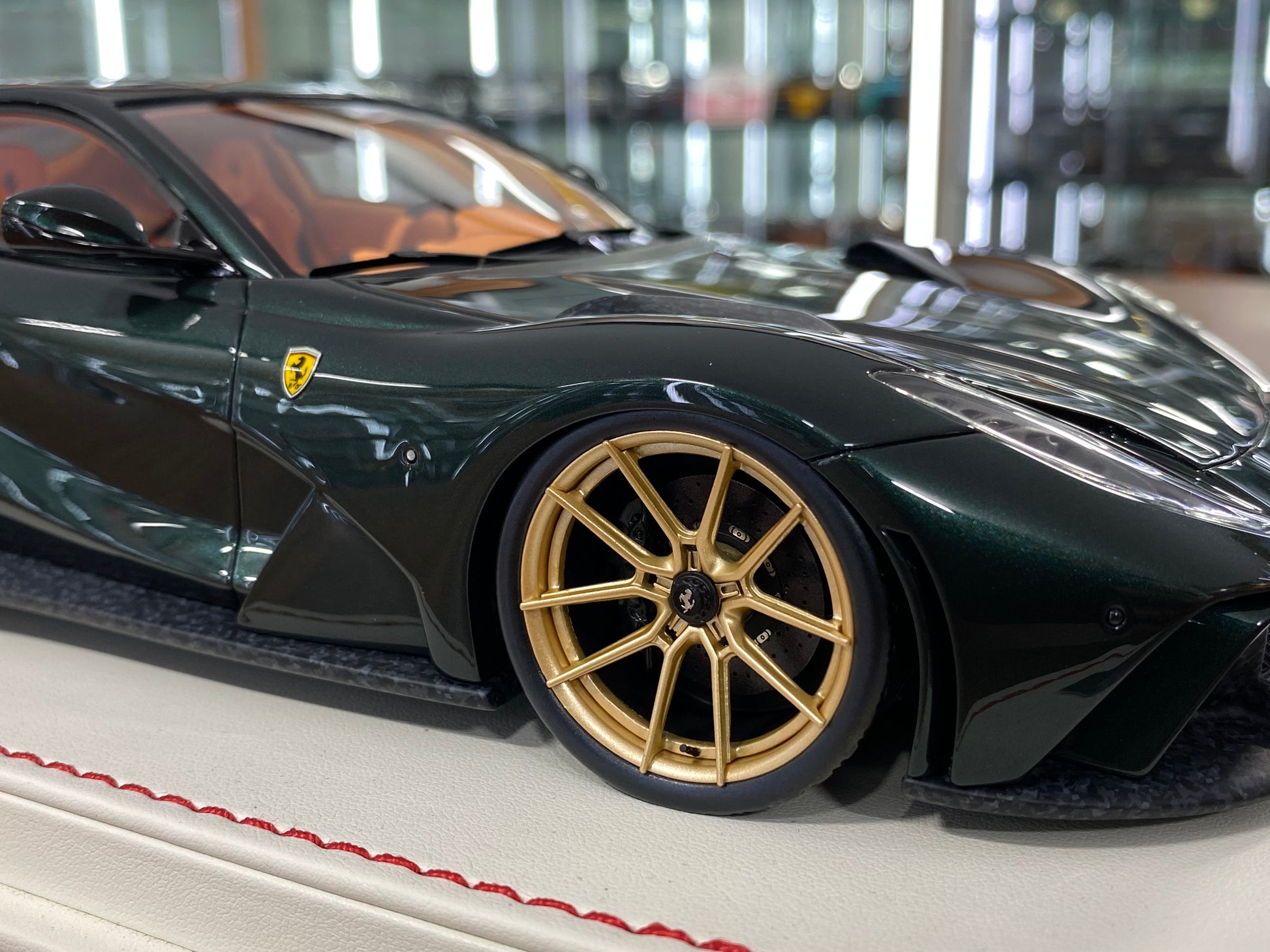 1/18 Resin – Ferrari 812 N-Largo Novitec | Davis & Giovanni |Metallic green | Limited 15 pcs