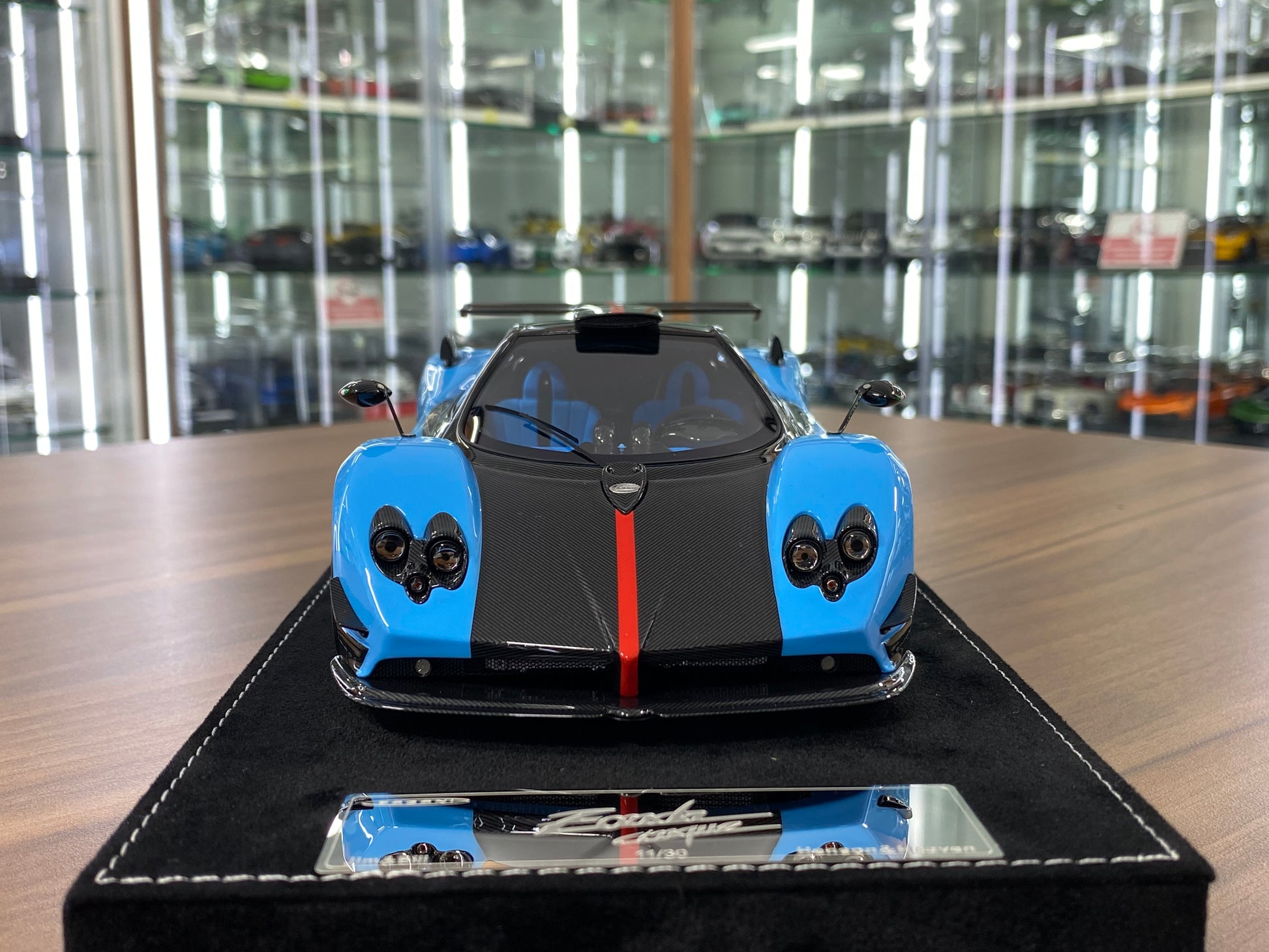 1/18 HH Model Pagani Zonda Cinque Baby Blue/Carbon Fiber Resin | Limited 30 pcs