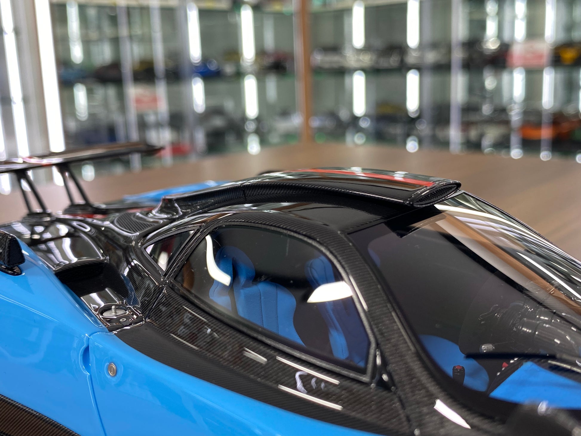 1/18 HH Model Pagani Zonda Cinque Baby Blue/Carbon Fiber Resin | Limited 30 pcs