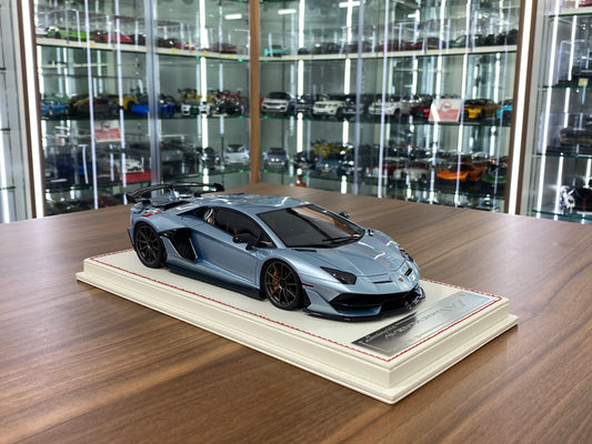 1/18 Resin Davis & Giovanni Lamborghini Aventador SVJ Light Metallic Silver Limited 10 Pcs