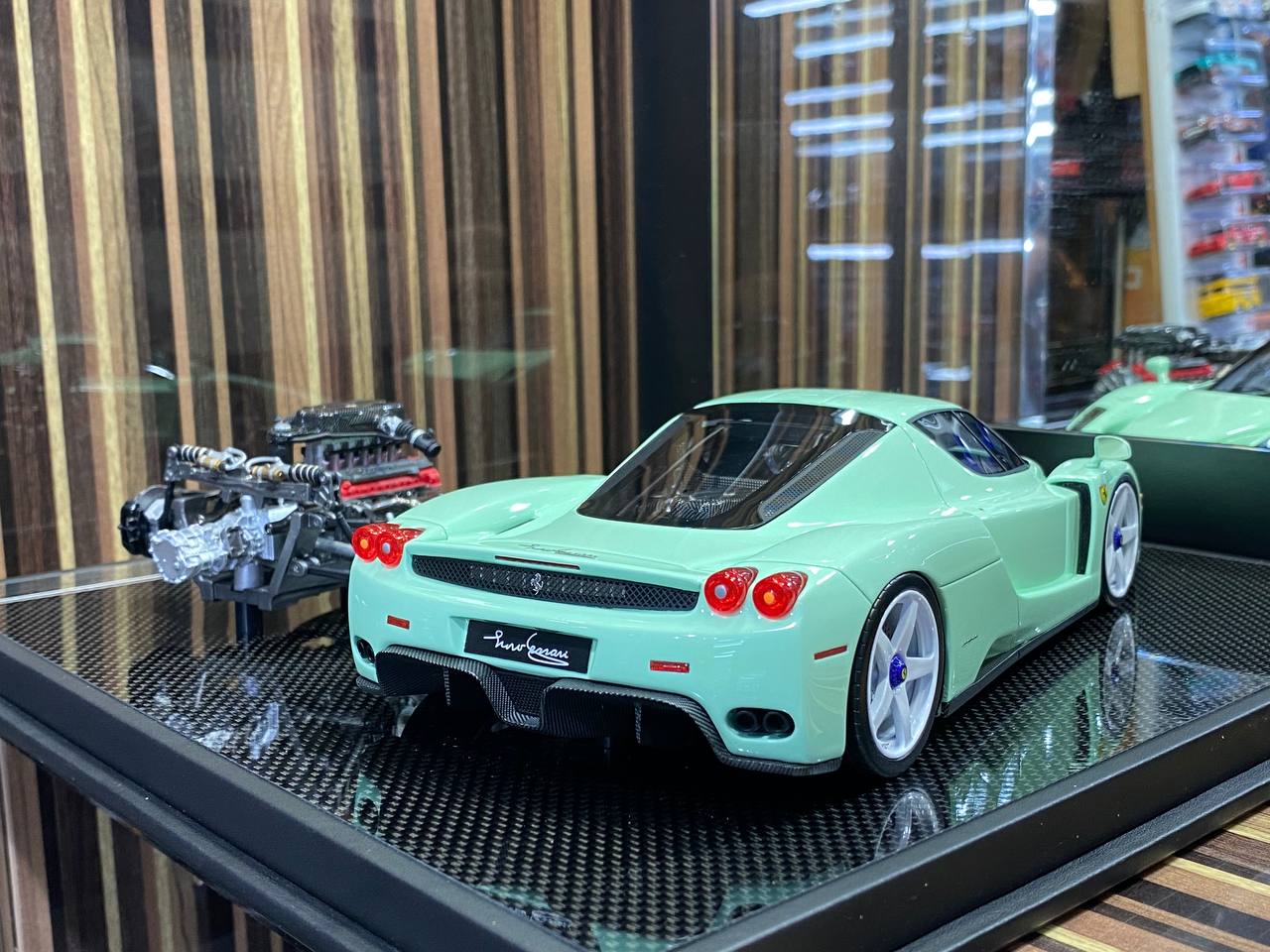 1/18 General Models Resin Model - Ferrari Enzo With Engine in Stunning Green|Sold in Dturman.com Dubai UAE.