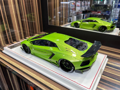 Davis & Giovanni Lamborghini Aventador LBWK 1/18 Resin Model - Apple Green|Sold in Dturman.com Dubai UAE.