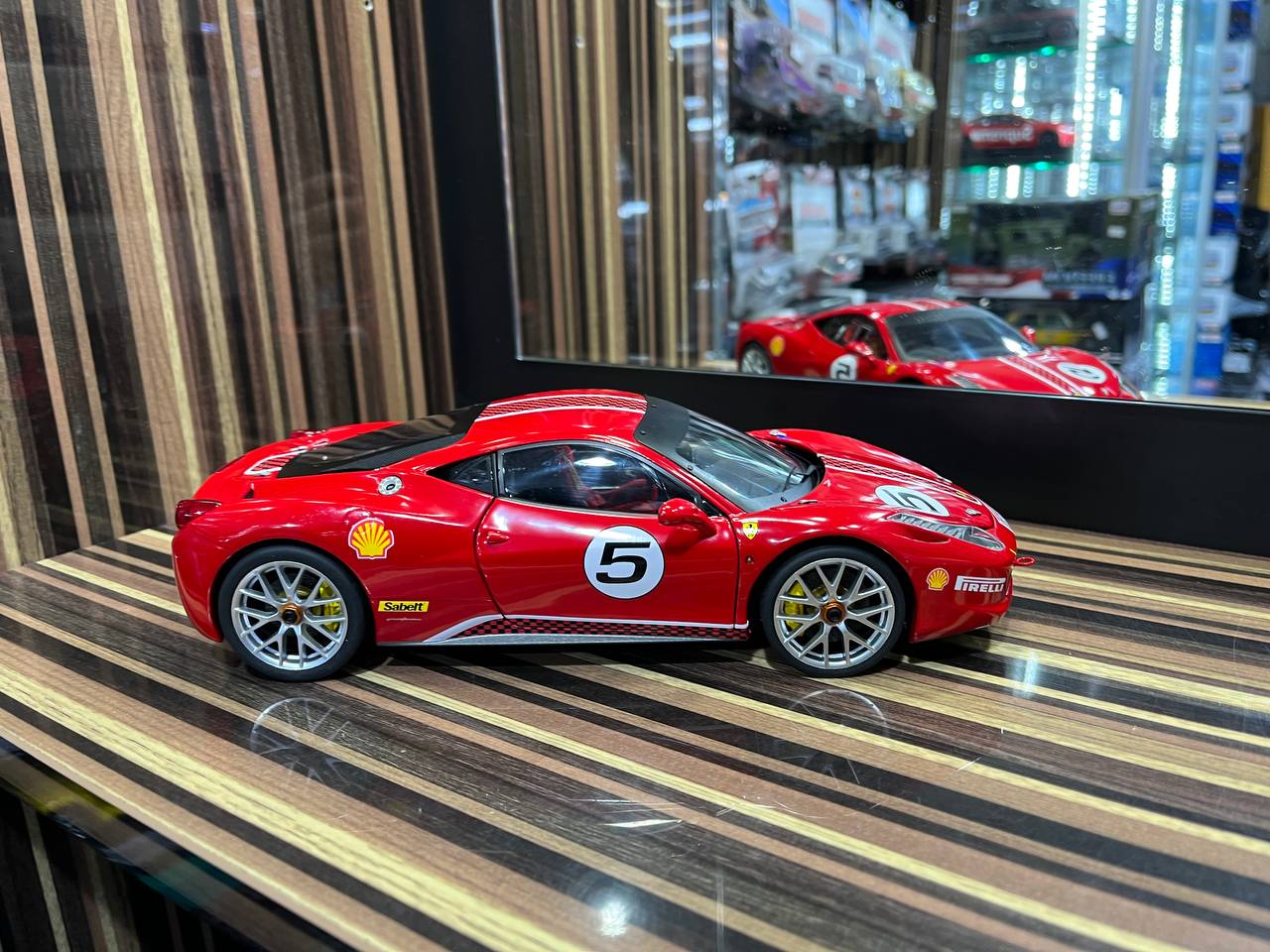 Hot Wheels Elite Ferrari 458 Challenge #5 - 1/18 Diecast Model, All Opening - Red